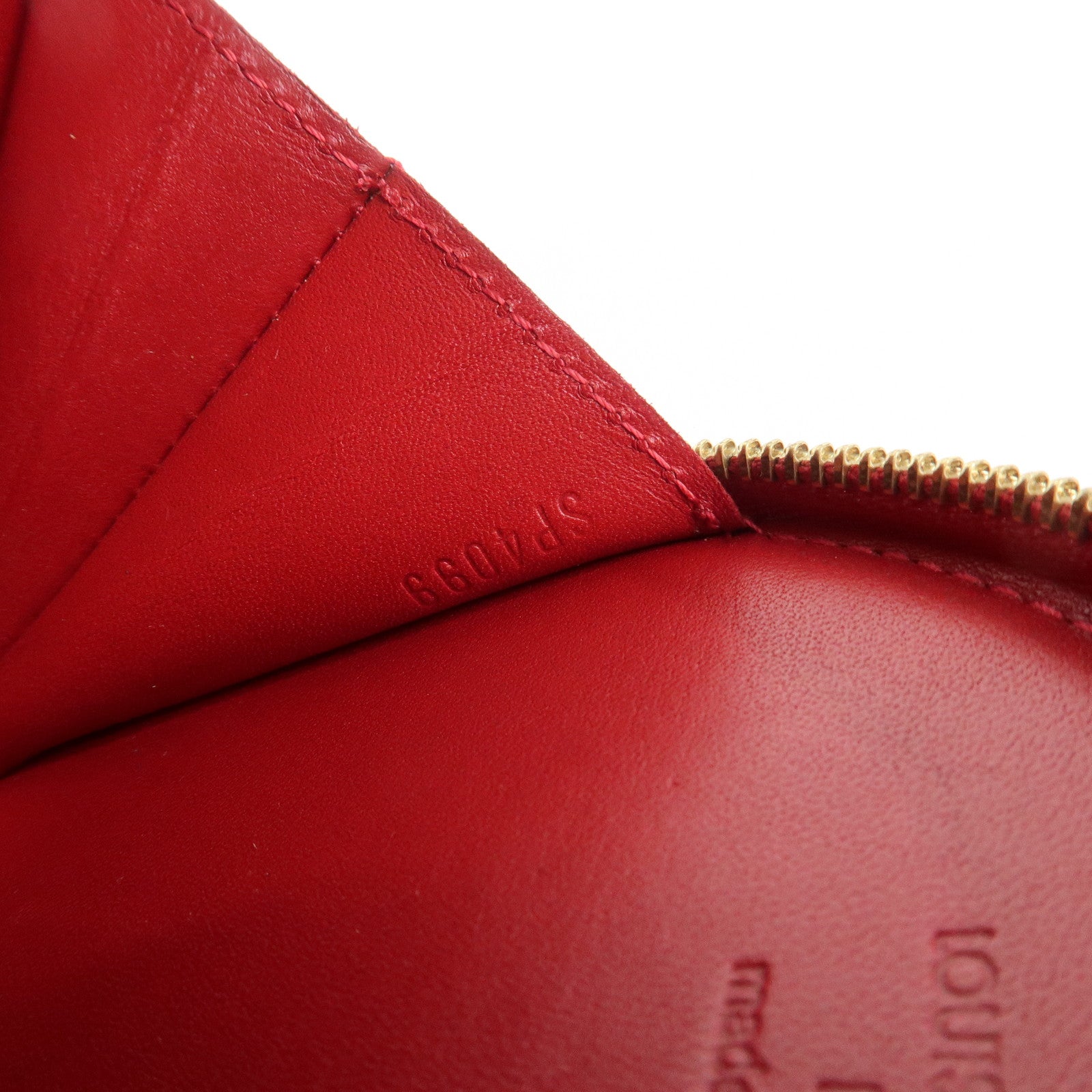 Louis Vuitton Monogram Vernis Vernis Leather Pomme d'Amour M9141M
