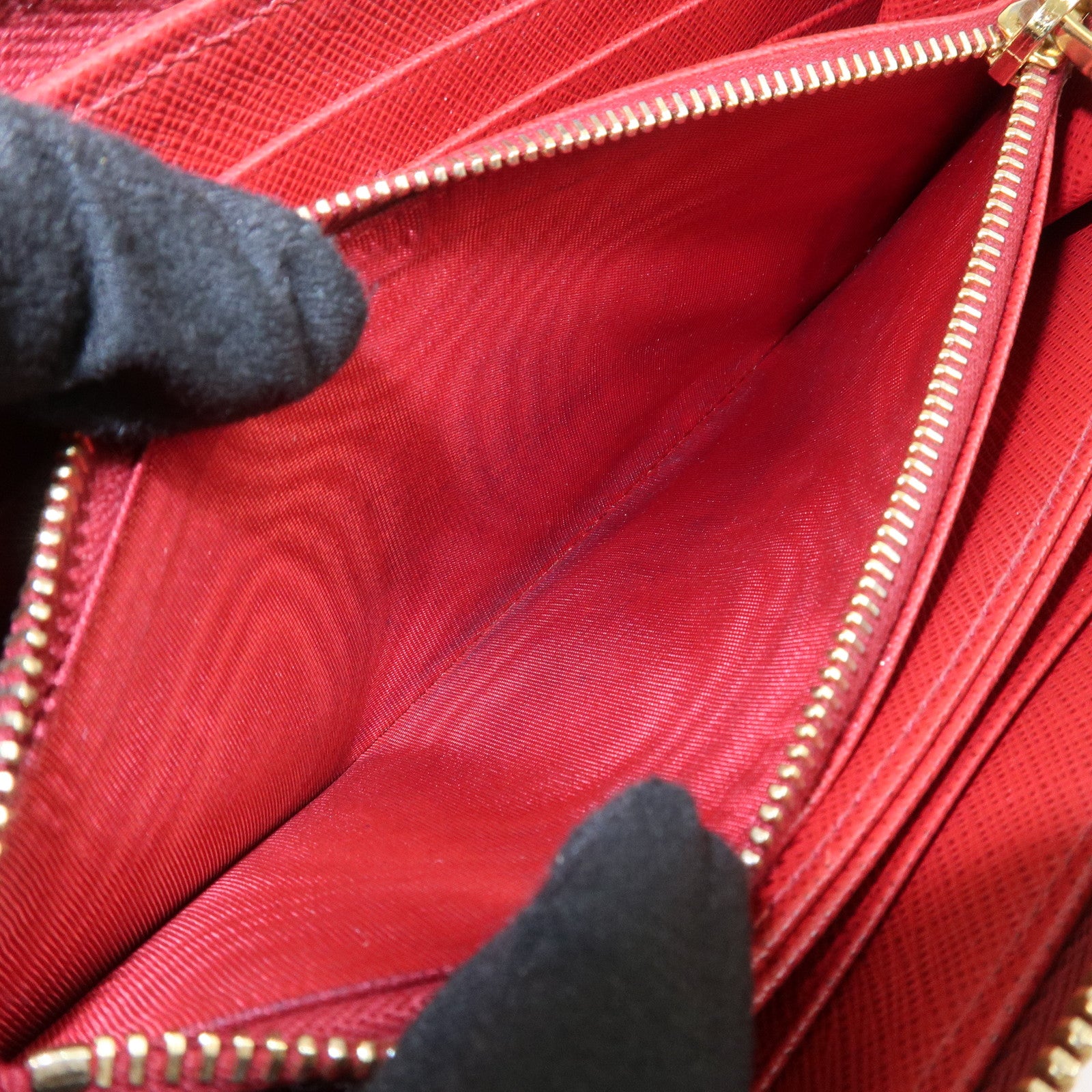 PRADA Logo Saffiano Leather Round Zippy Long Wallet Red 1ML506