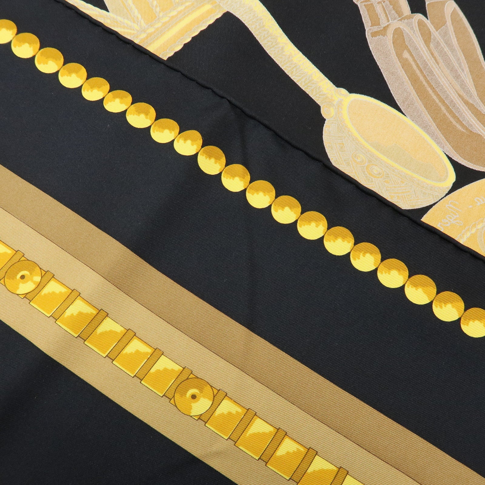 HERMES Carre 90 Silk 100% Scarf CUILLERS D'AFRIQUE Black Gold