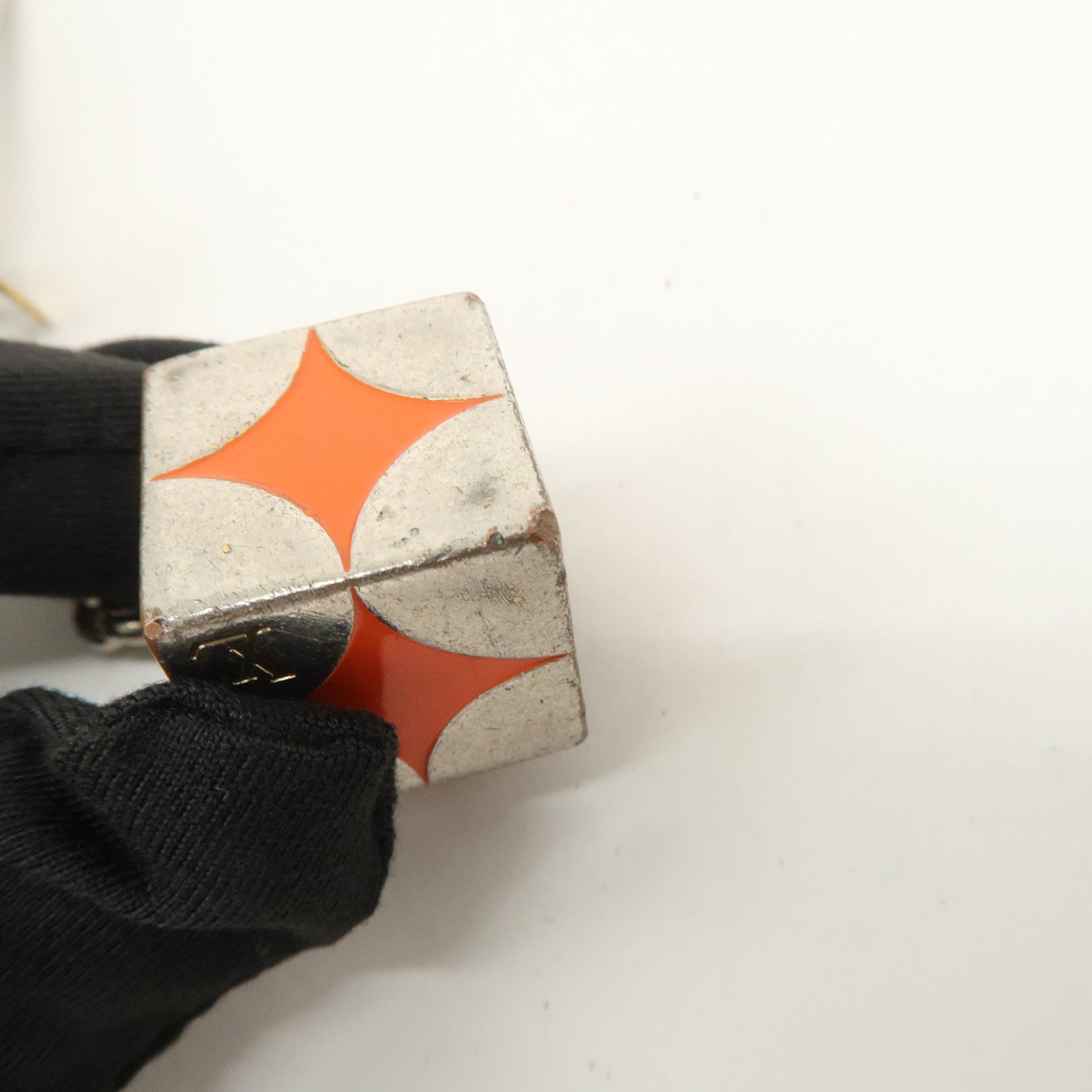 Louis Vuitton Metal Cube Bag Charm Key Charm Silver M65118