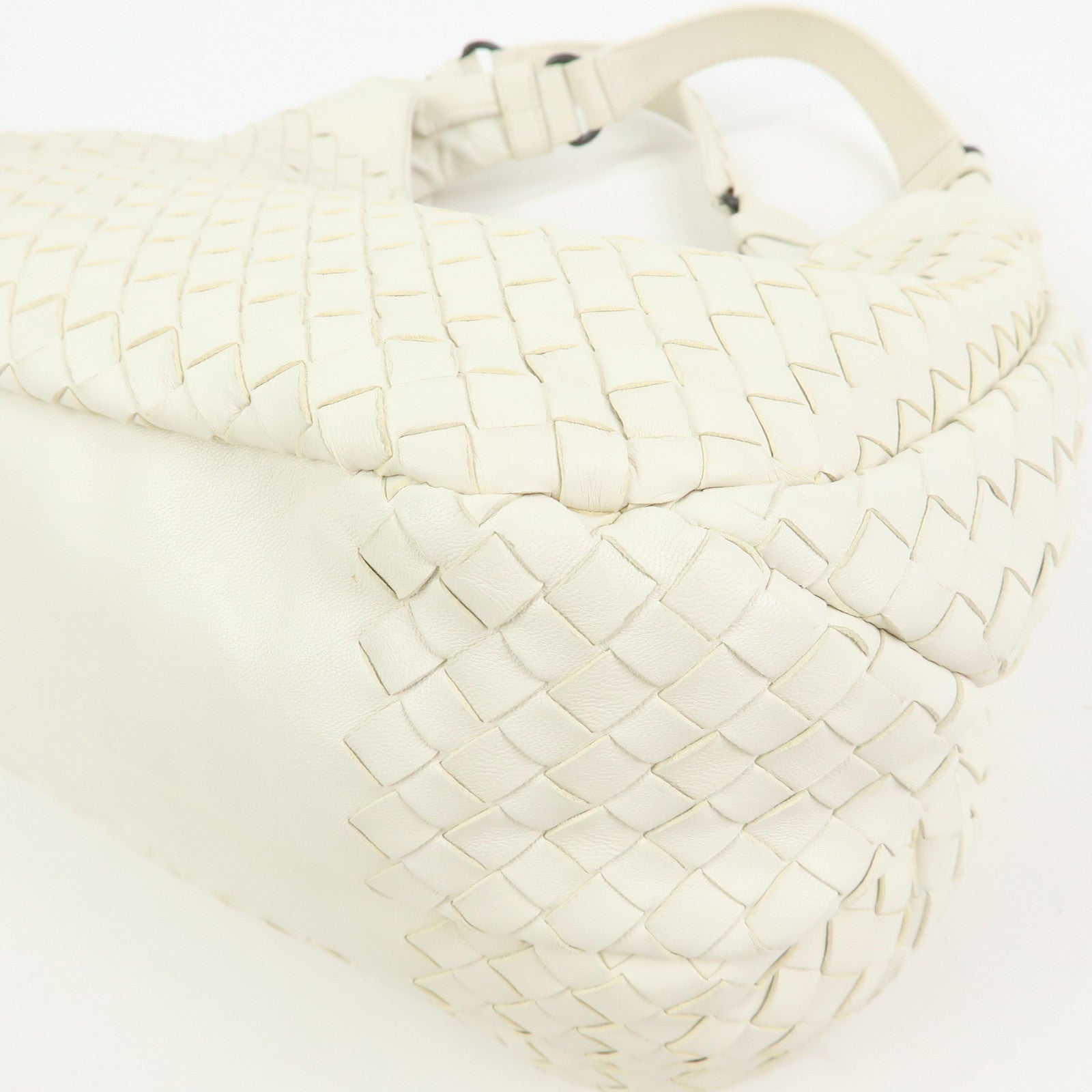 BOTTEGA VENETA Intrecciato Campana Leather Shoulder Bag 125787