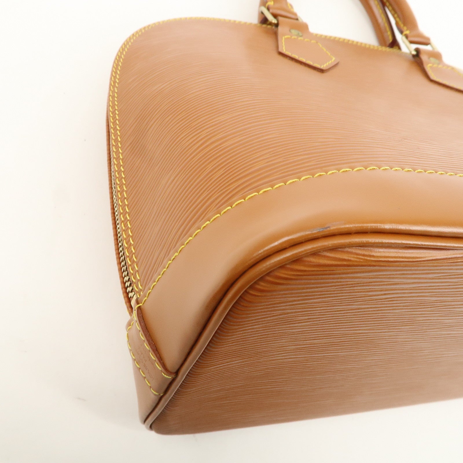 Louis Vuitton Epi Alma Leather Hand Bag Zipang Gold M52148 Used