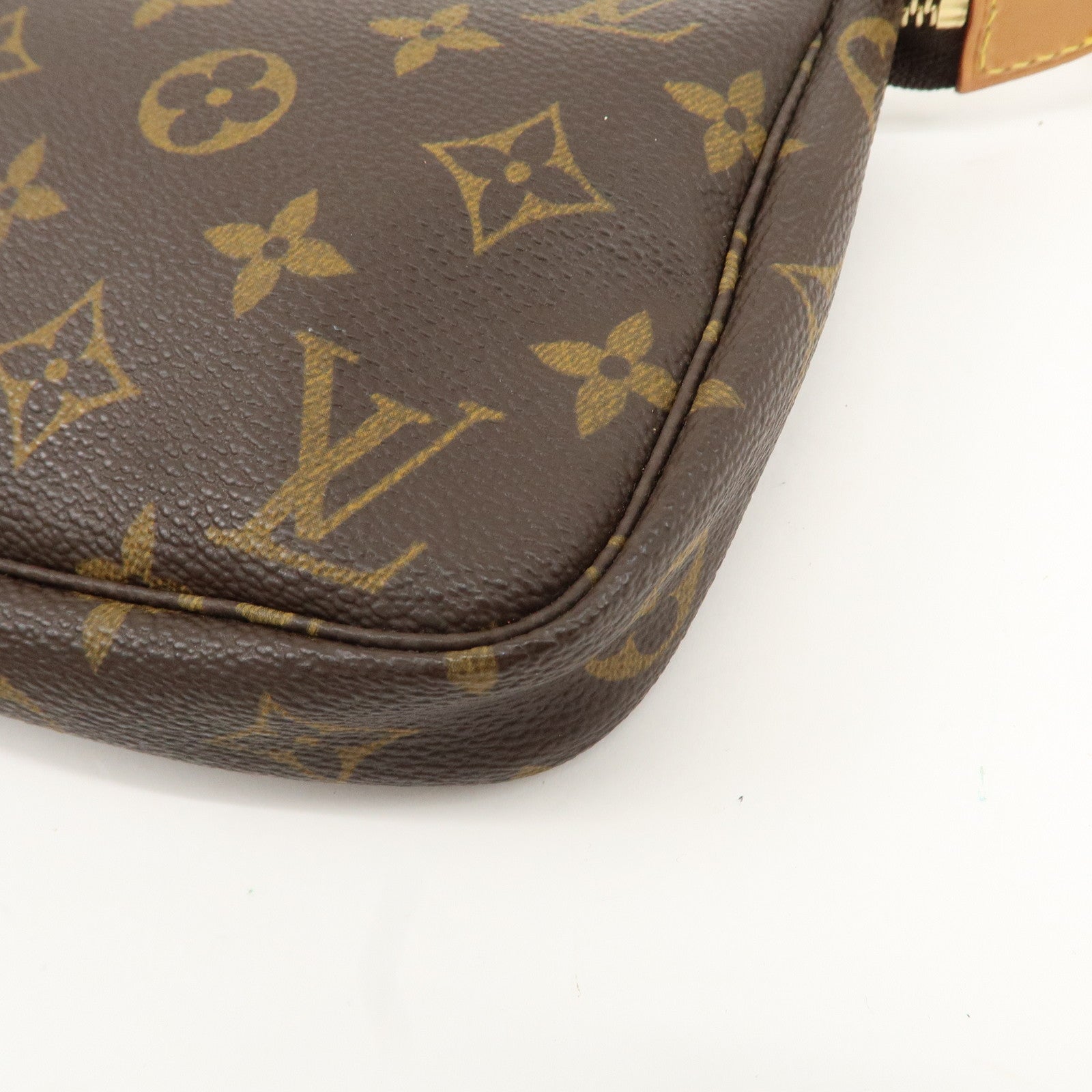 Louis Vuitton Monogram Pochette Accessoires Pouch M51980 Used