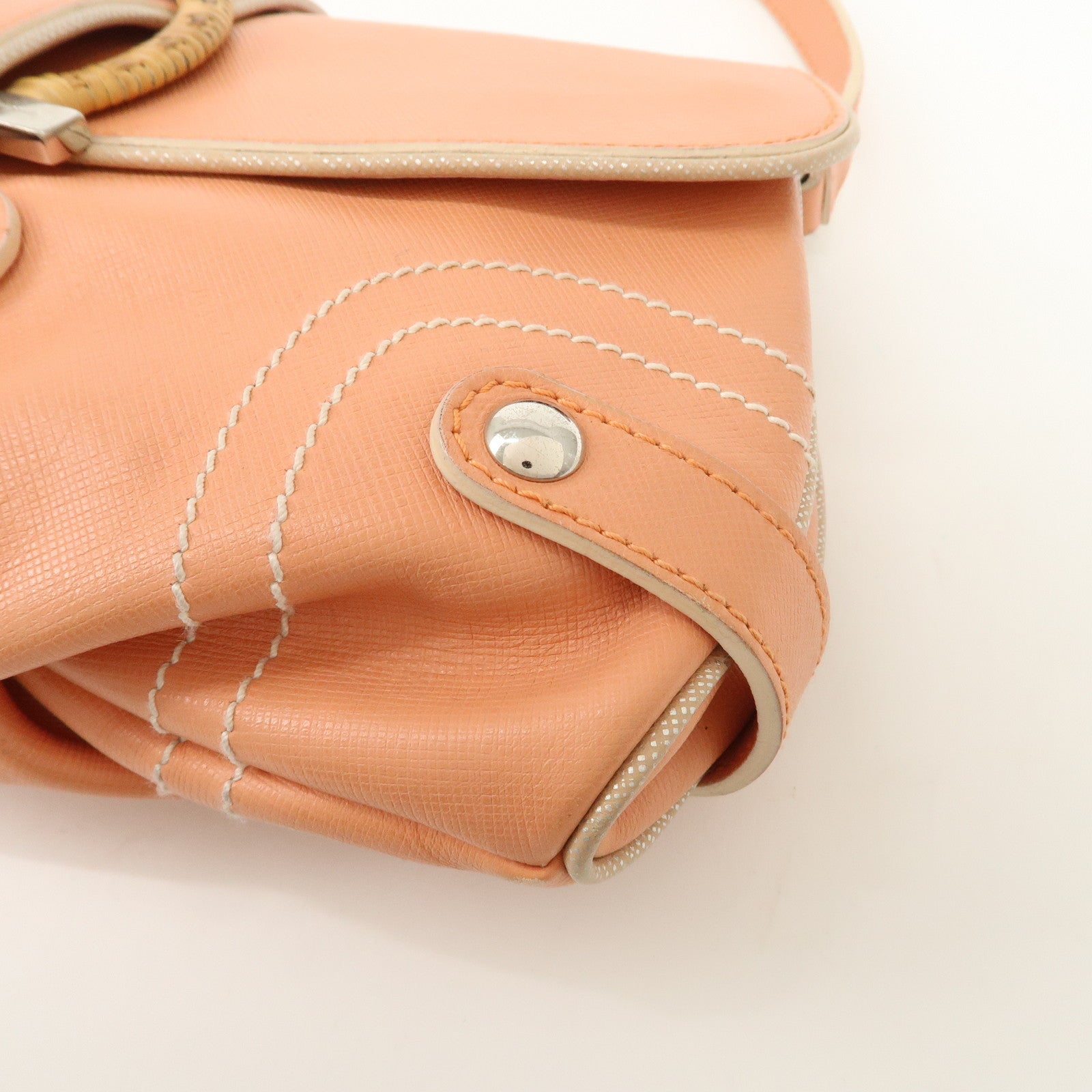 Salvatore Ferragamo Gancini Leather Shoulder Bag EE-21 6304 Used