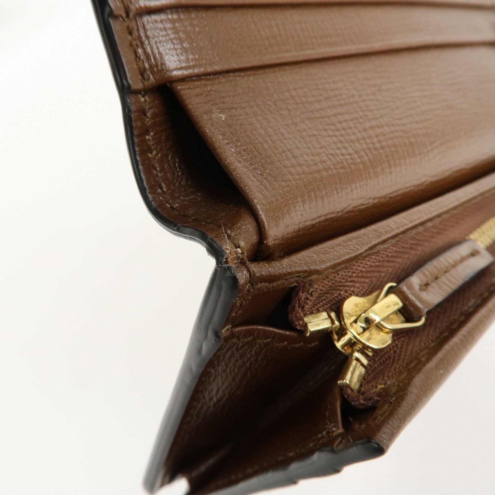 GUCCI GG Supreme Leather Heart Motif Bi-fold Wallet 648848 Used