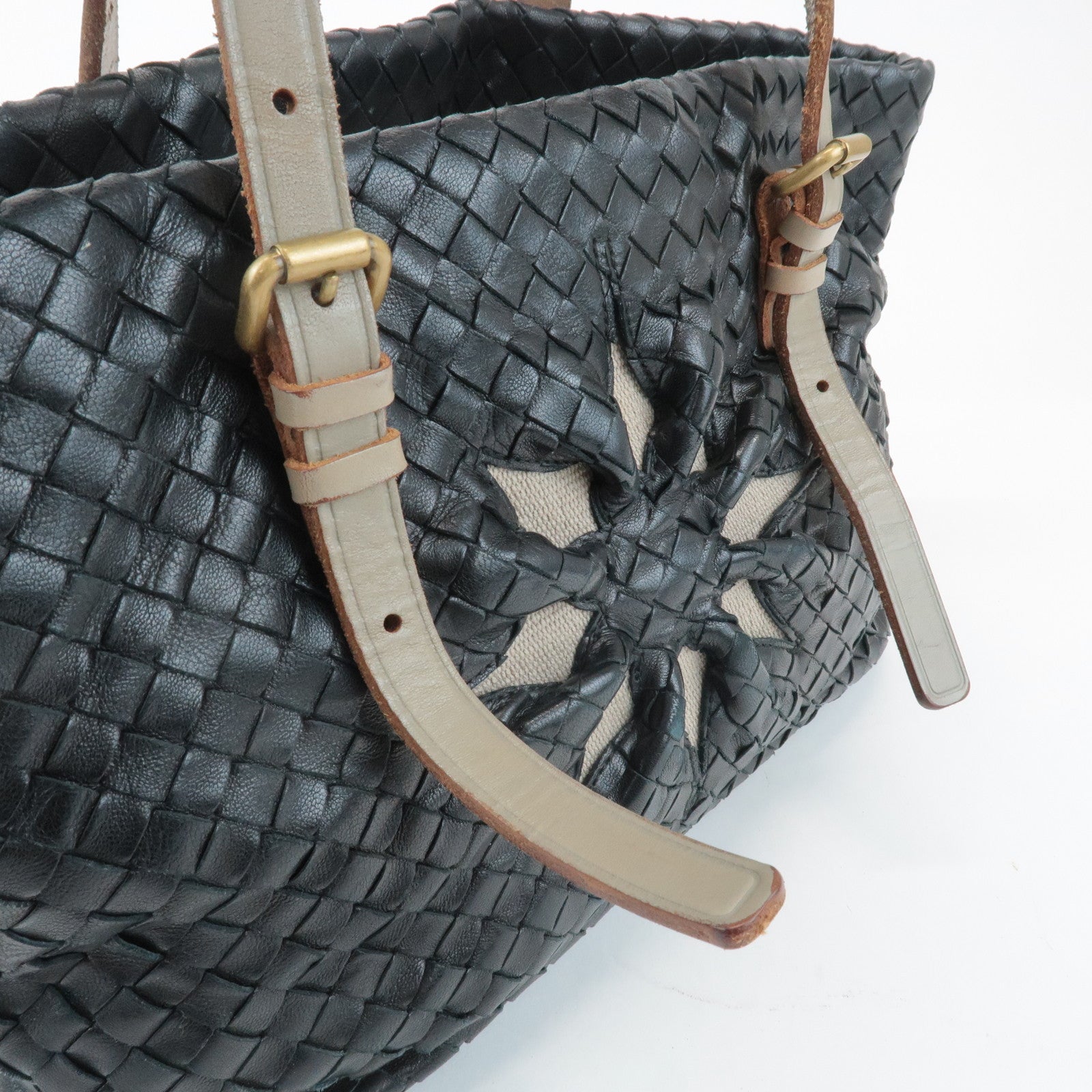 BOTTEGA VENETA Intrecciato Leather Tote Bag Balck Beige 169759 Used