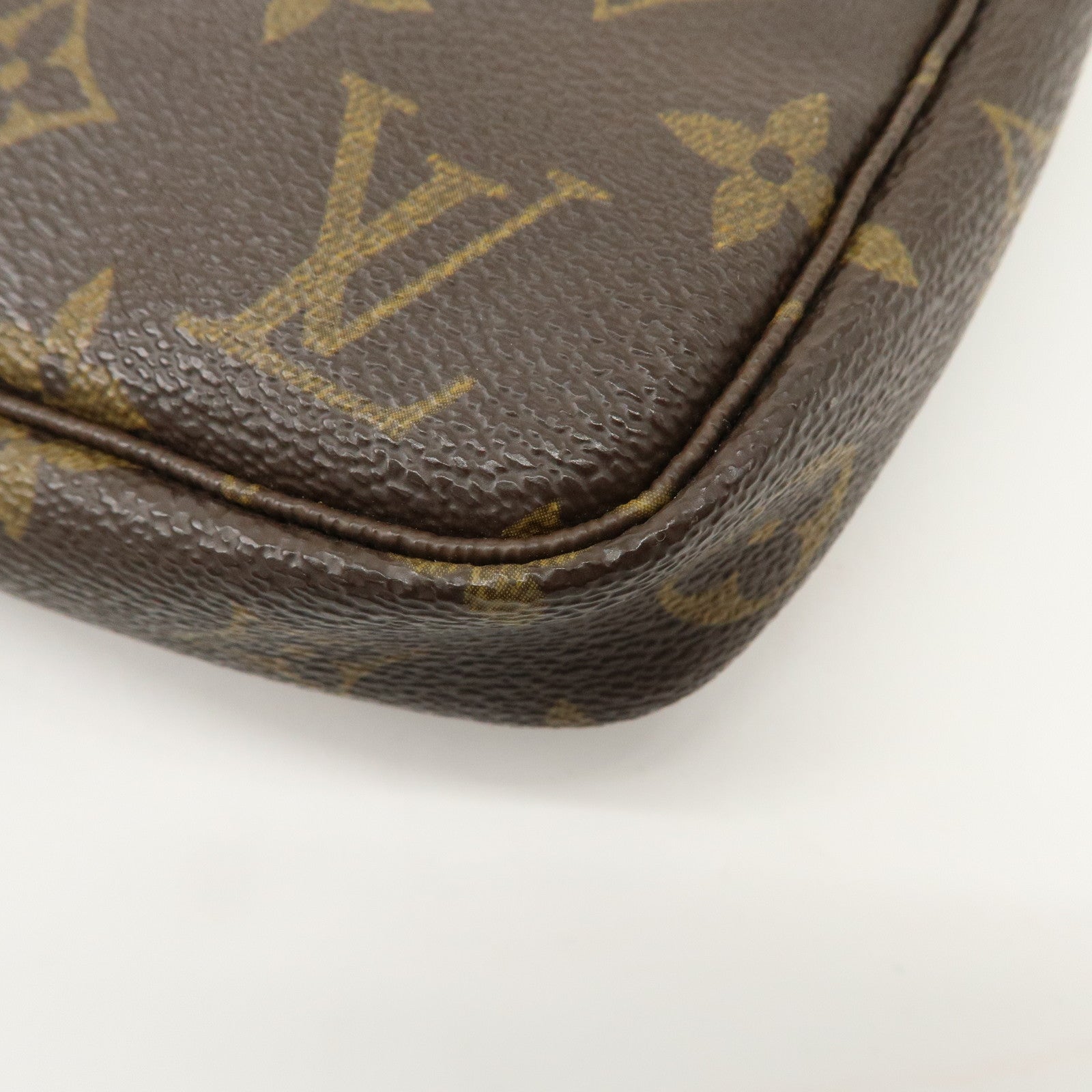Louis Vuitton Monogram Pochette Accessoires & Strap M51980 J00145 Used