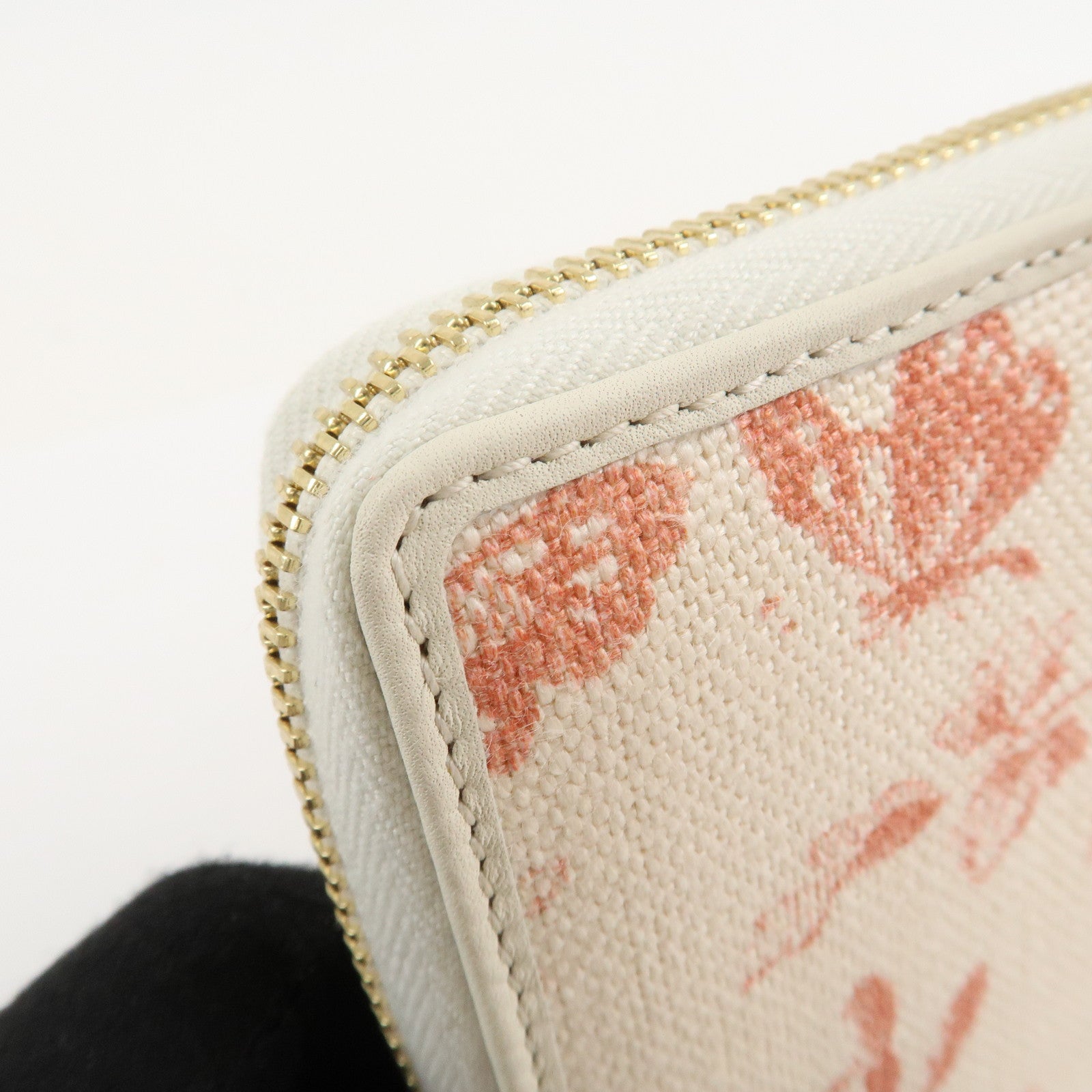 GUCCI GG Marmont Canvas Leather Floral Pattern Round Zipper Wallet Used