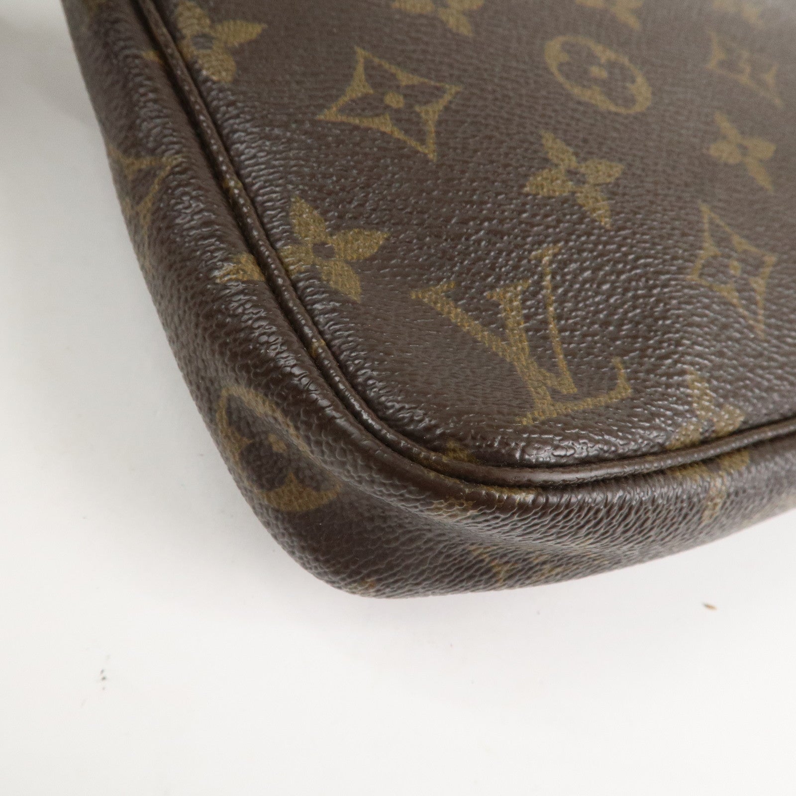 Louis Vuitton Monogram Pochette Accessoires Pouch M51980 Used