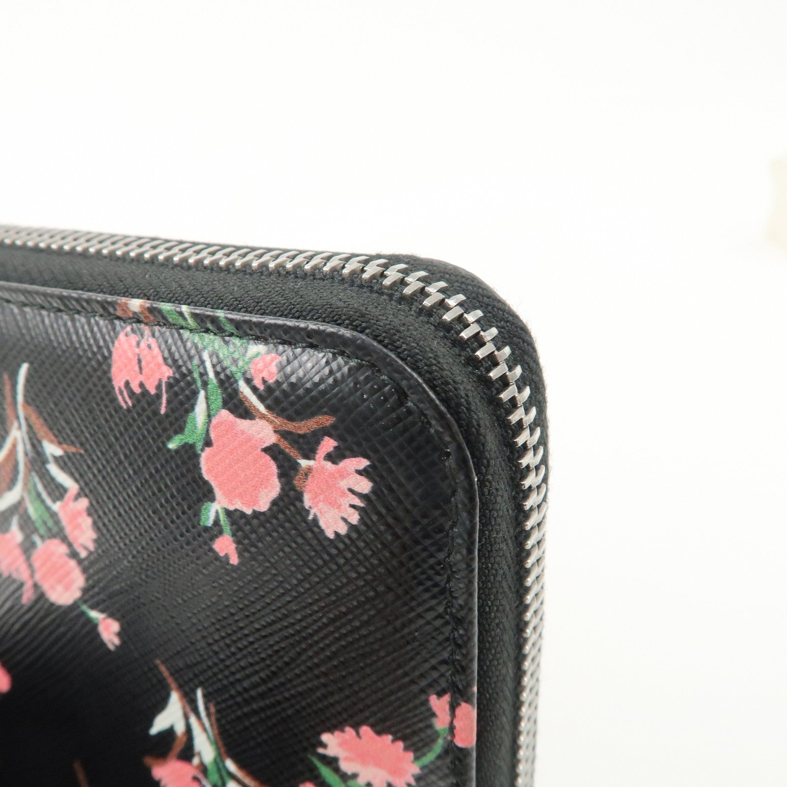 PRADA Logo Leather Round Zipper Long Wallet Flower 1ML506 Used