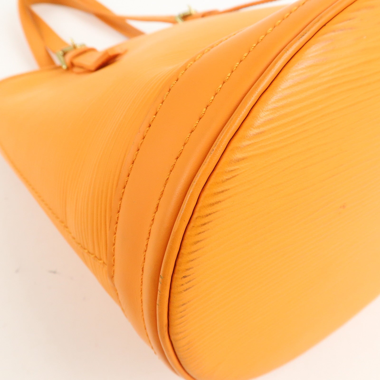 Louis Vuitton Epi Bucket PM Shoulder Bag Mandarin M5899H Used