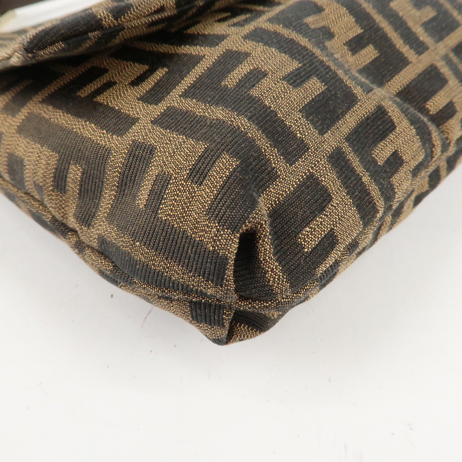 FENDI Zucca Canvas Patent Shoulder Bag Brown Black 8BT163 Used