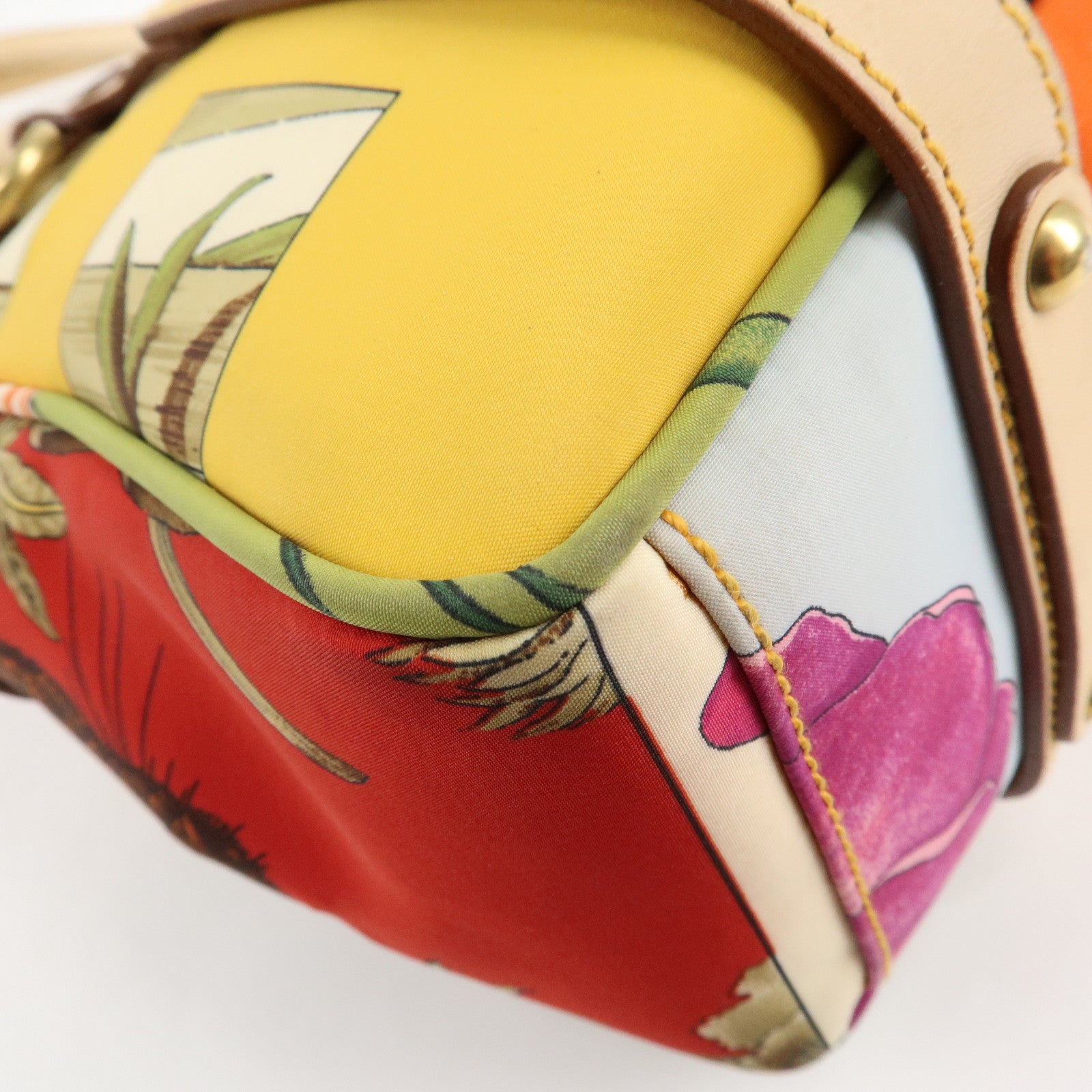 Ferragamo Nylon Leather Tote Bag Animal Multi Color AF-216407 Used