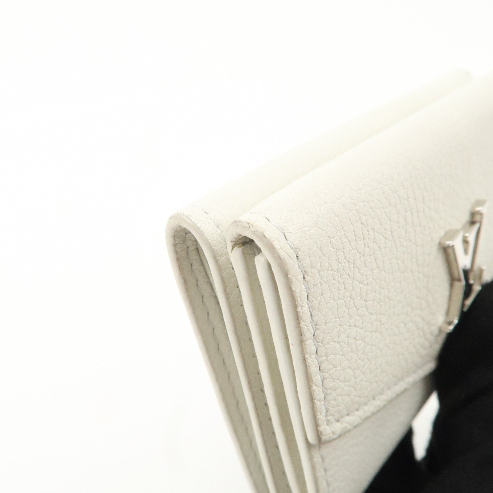 Louis Vuitton Portefeuille Lock Mini Wallet White M68482 Used