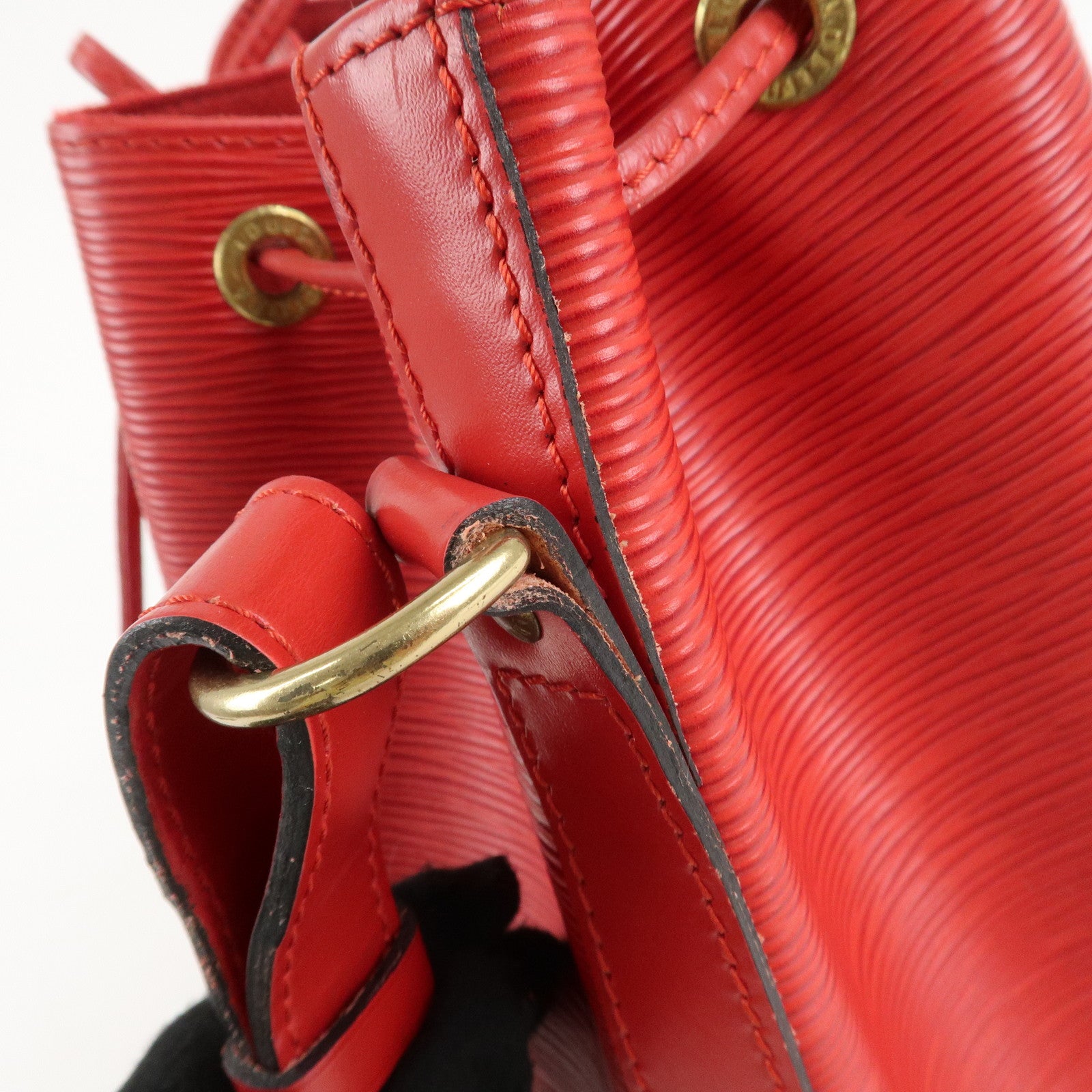 Louis Vuitton Epi Petit Noe Shoulder Bag Castilian Red M44107 Used