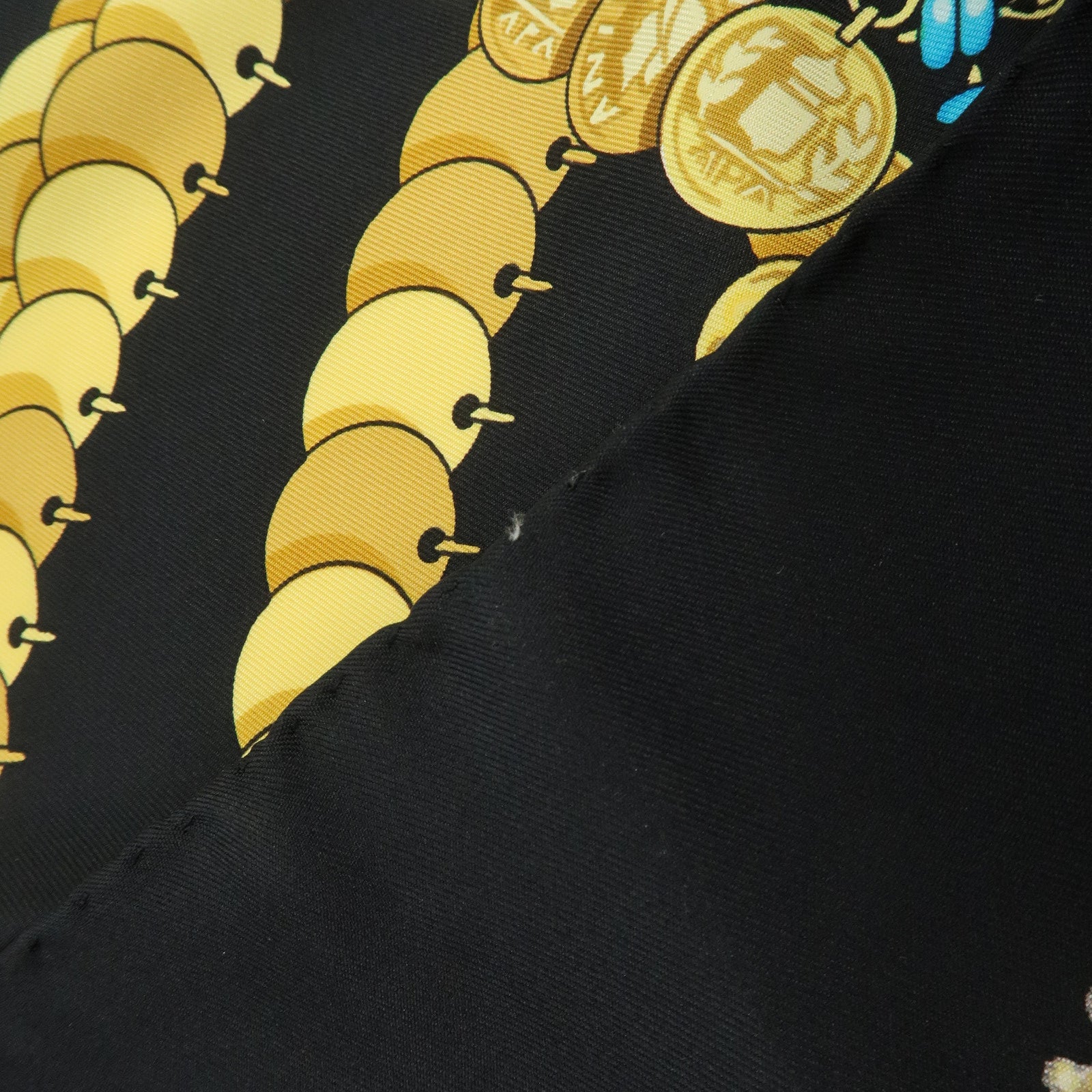 HERMES Silk 100% Carre 90 KOSMIMA Universe Black Gold Used