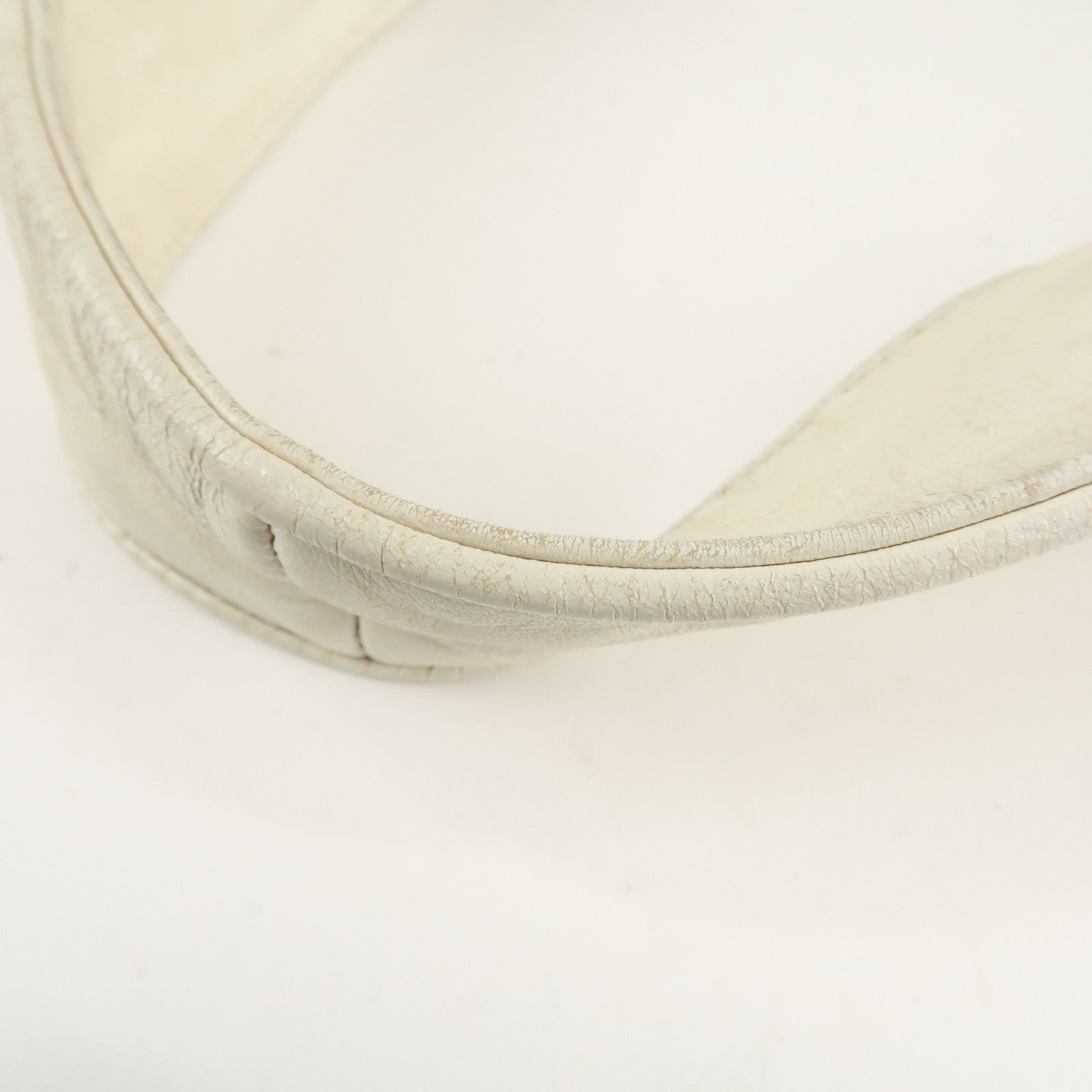 BOTTEGA VENETA Intrecciato Leather Shoulder Bag White 145552 Used