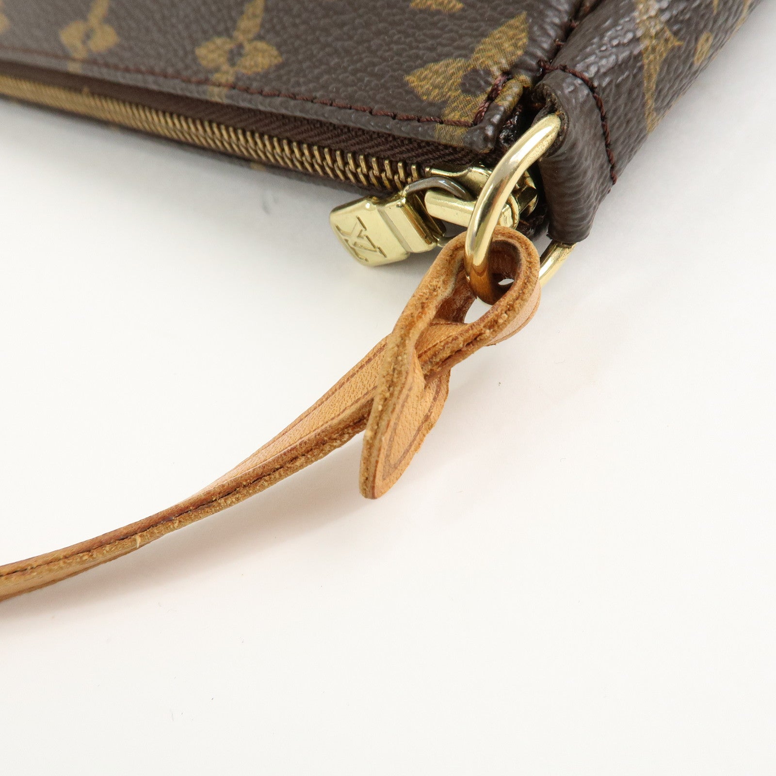 Louis Vuitton Monogram Pochette Accessoires Pouch M51980 Used