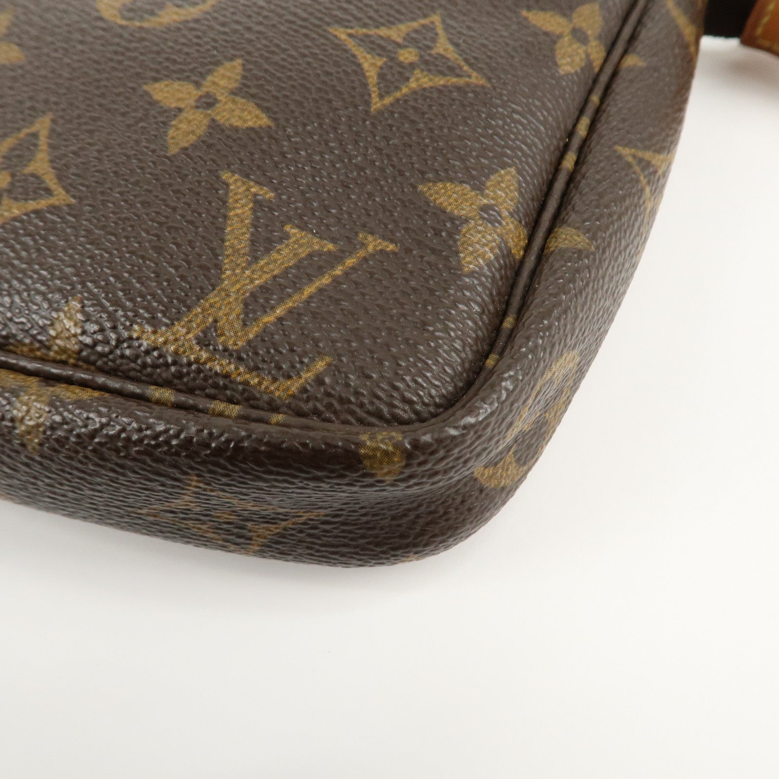 Louis Vuitton Monogram Pochette Accessoires Pouch M51980 Used