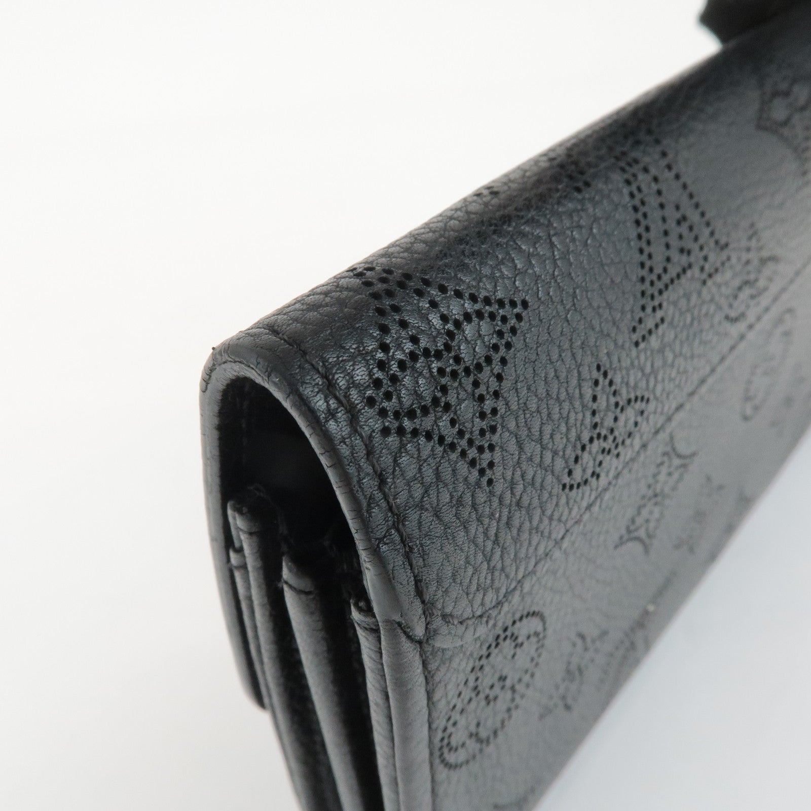 Louis Vuitton Monogram Mahina Portefeuille Iris Wallet M60143 Used