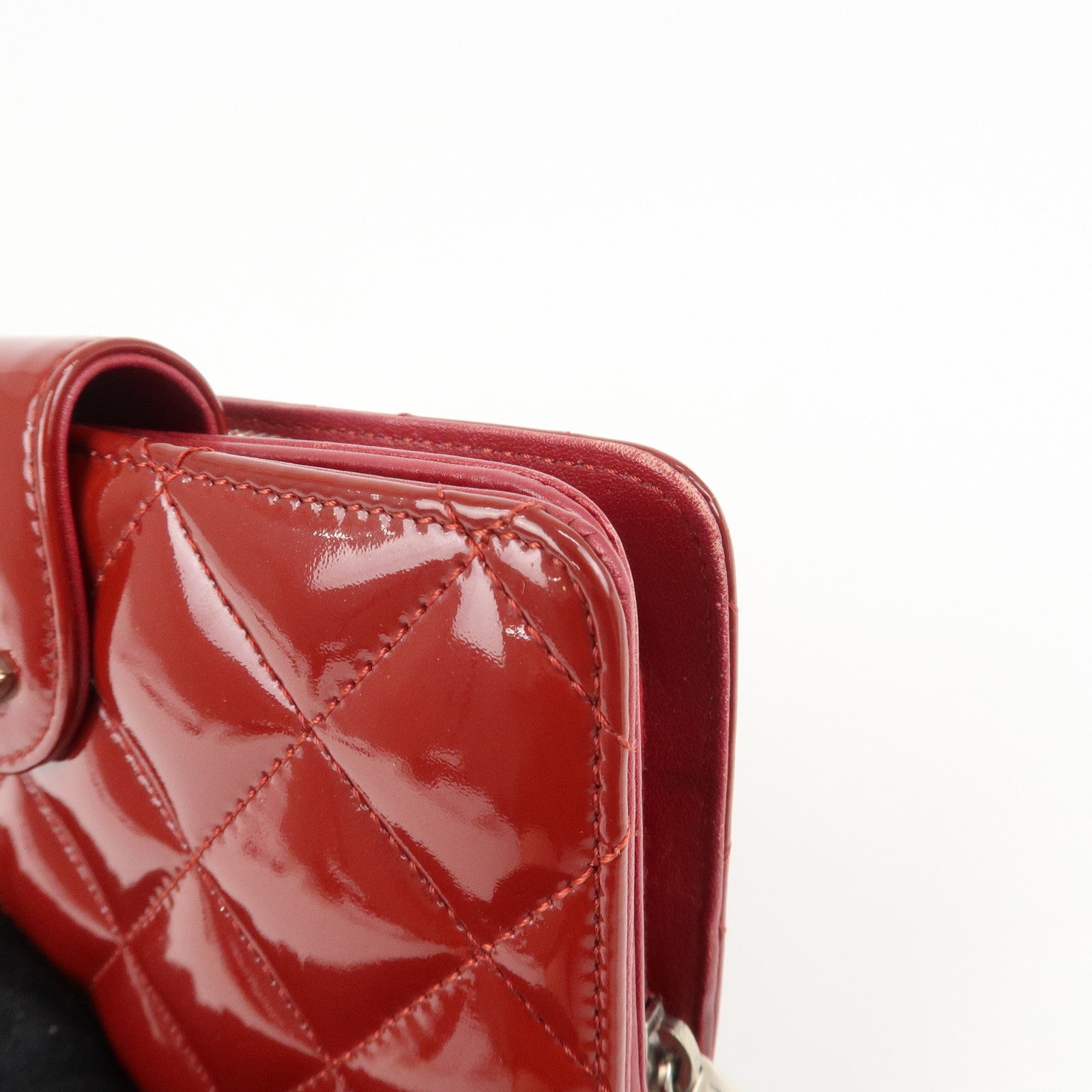 CHANEL Brilliant Patent Leather Bifold Wallet Red A48706 Used