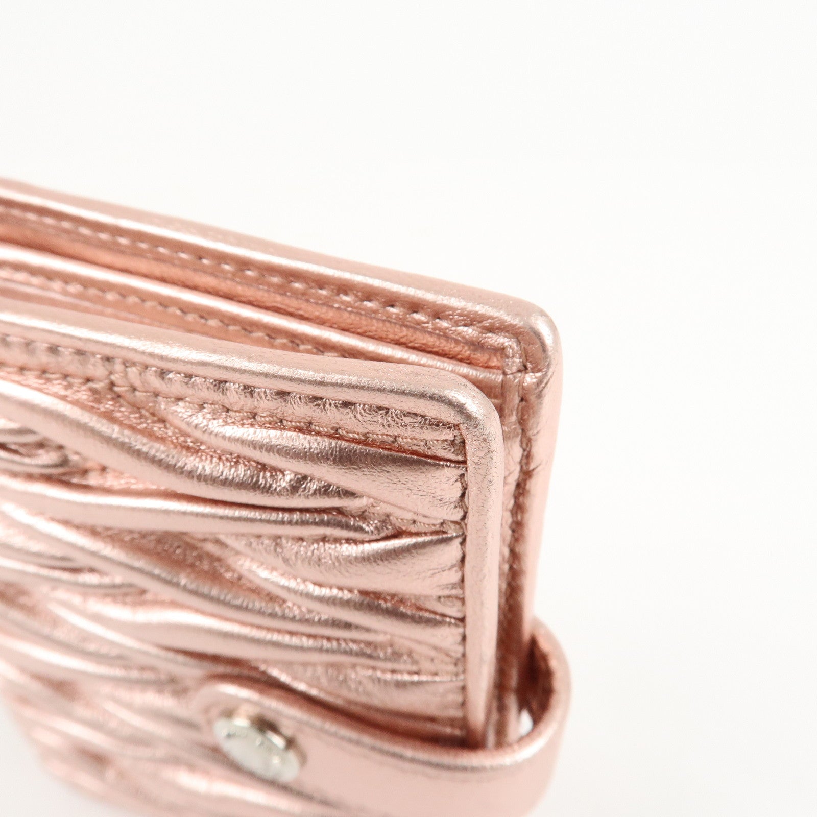 MIU MIU Matelasse Leather Bi-fold Wallet Metalic Pink 5MV016 Used