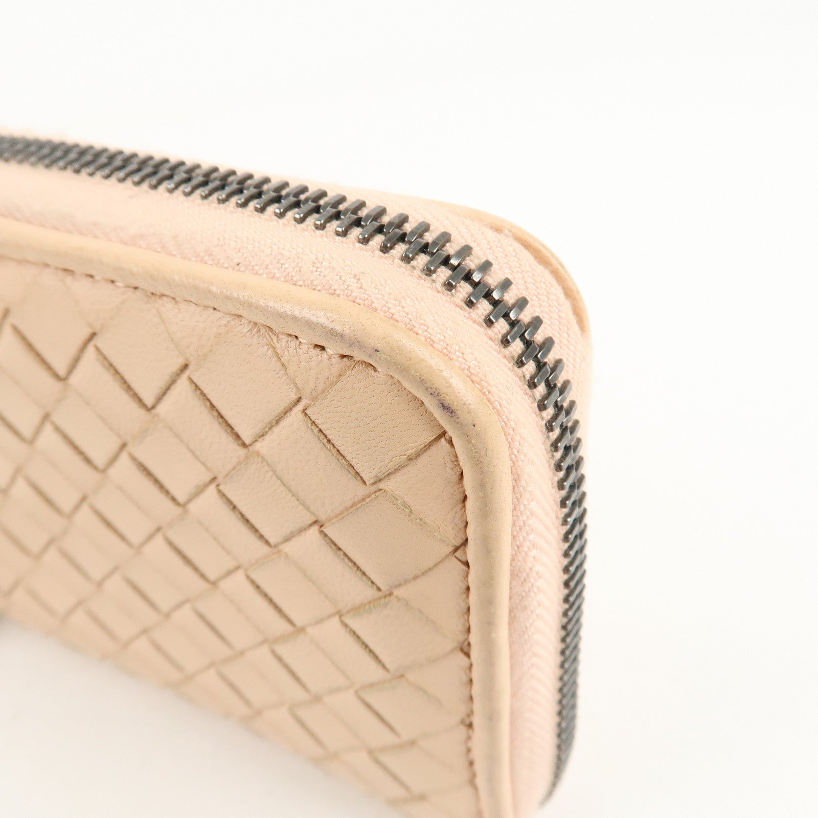 BOTTEGA VENETA Intrecciato Leather Round Zipper Coin Case Used