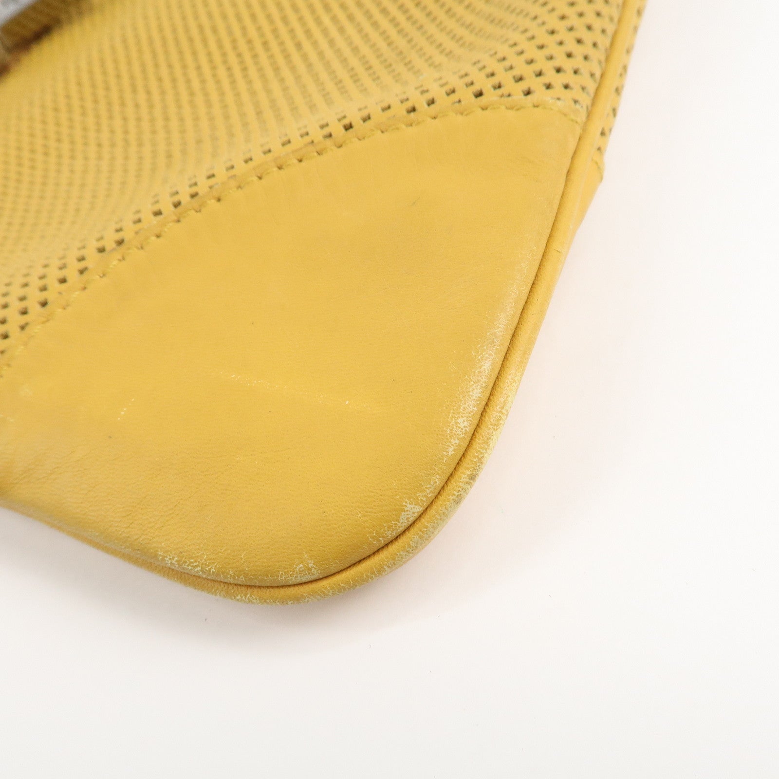 GUCCI Leather Kandensky One-Shoulder Bag Yellow 28628 Used