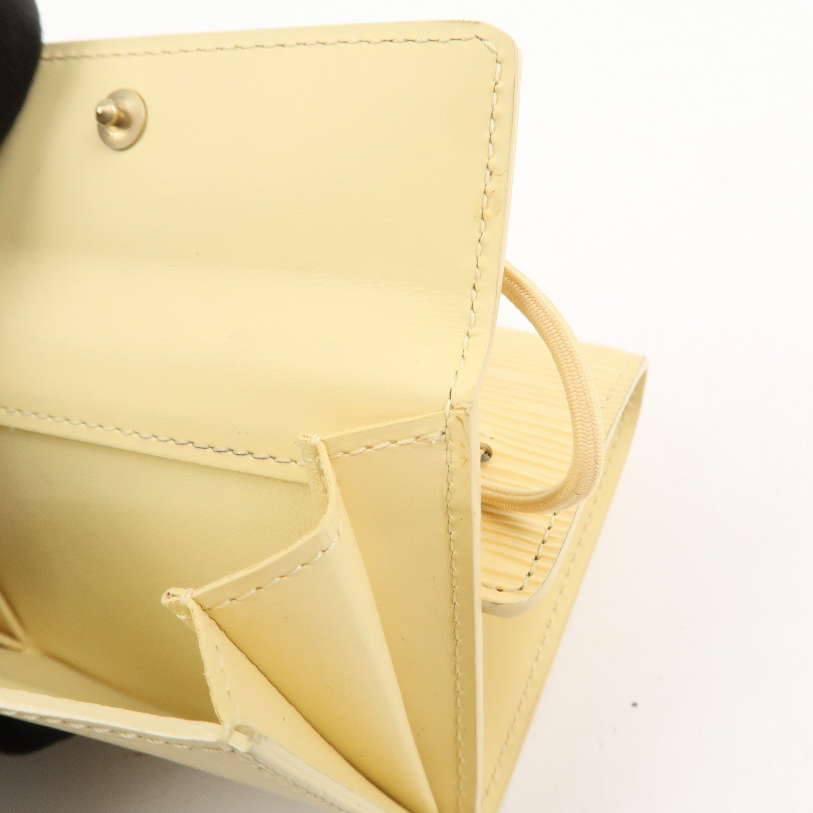 Louis Vuitton Epi Portefeuille Elastic Coin Purse Vanilla M6346A