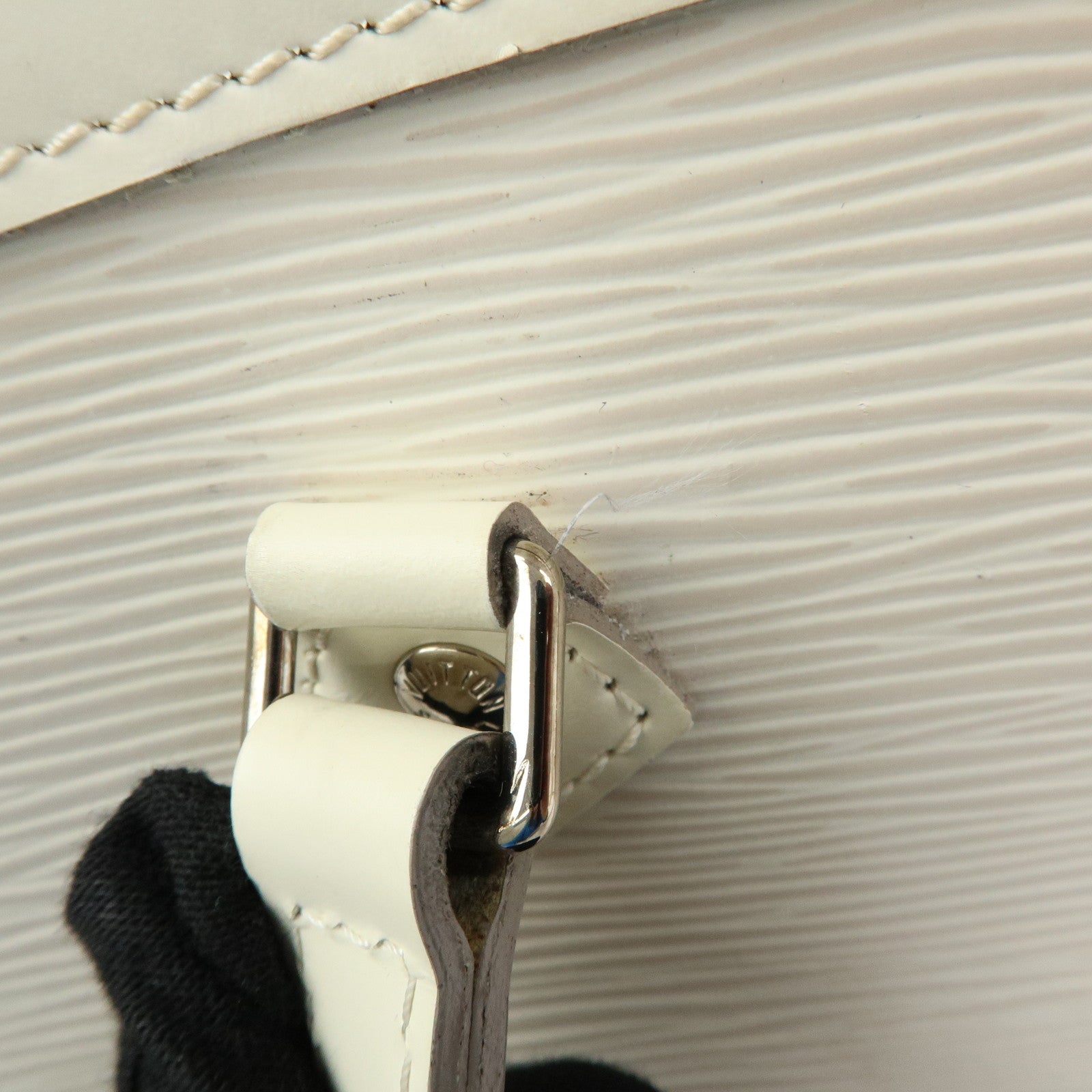 Louis Vuitton Epi Madeleine PM Hand Bag Ivoire White M5933J