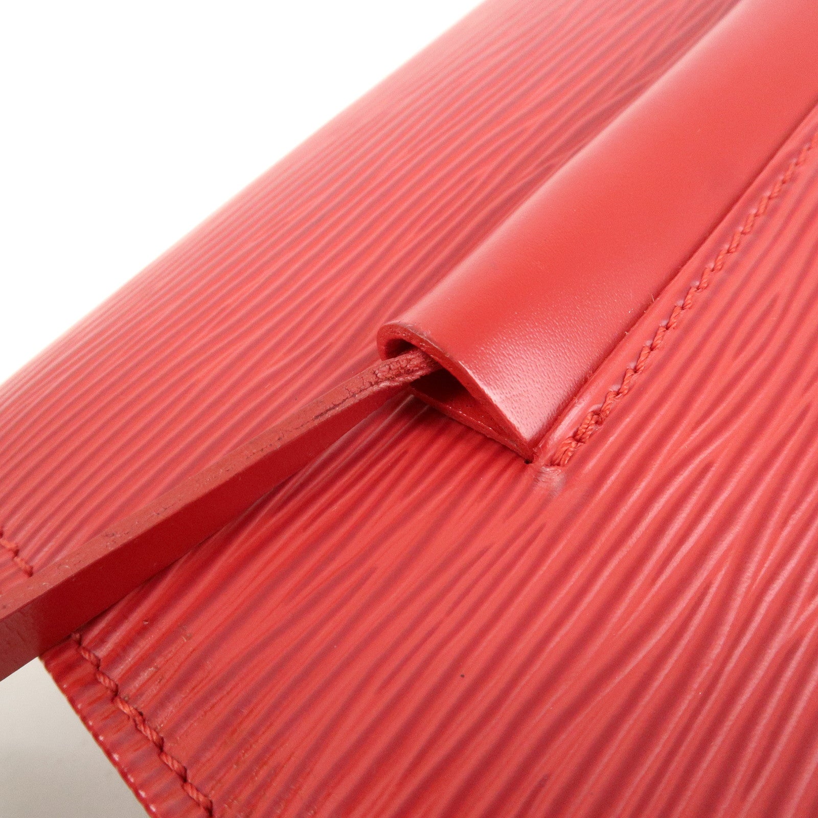 Louis Vuitton Epi Leather Dinar Shoulder Bag Rouge M5202E