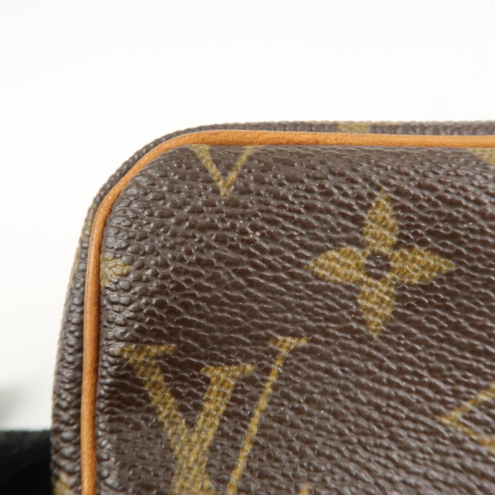 Louis Vuitton Monogram Trousse Wapity Pouch Camera Case M58030 Used