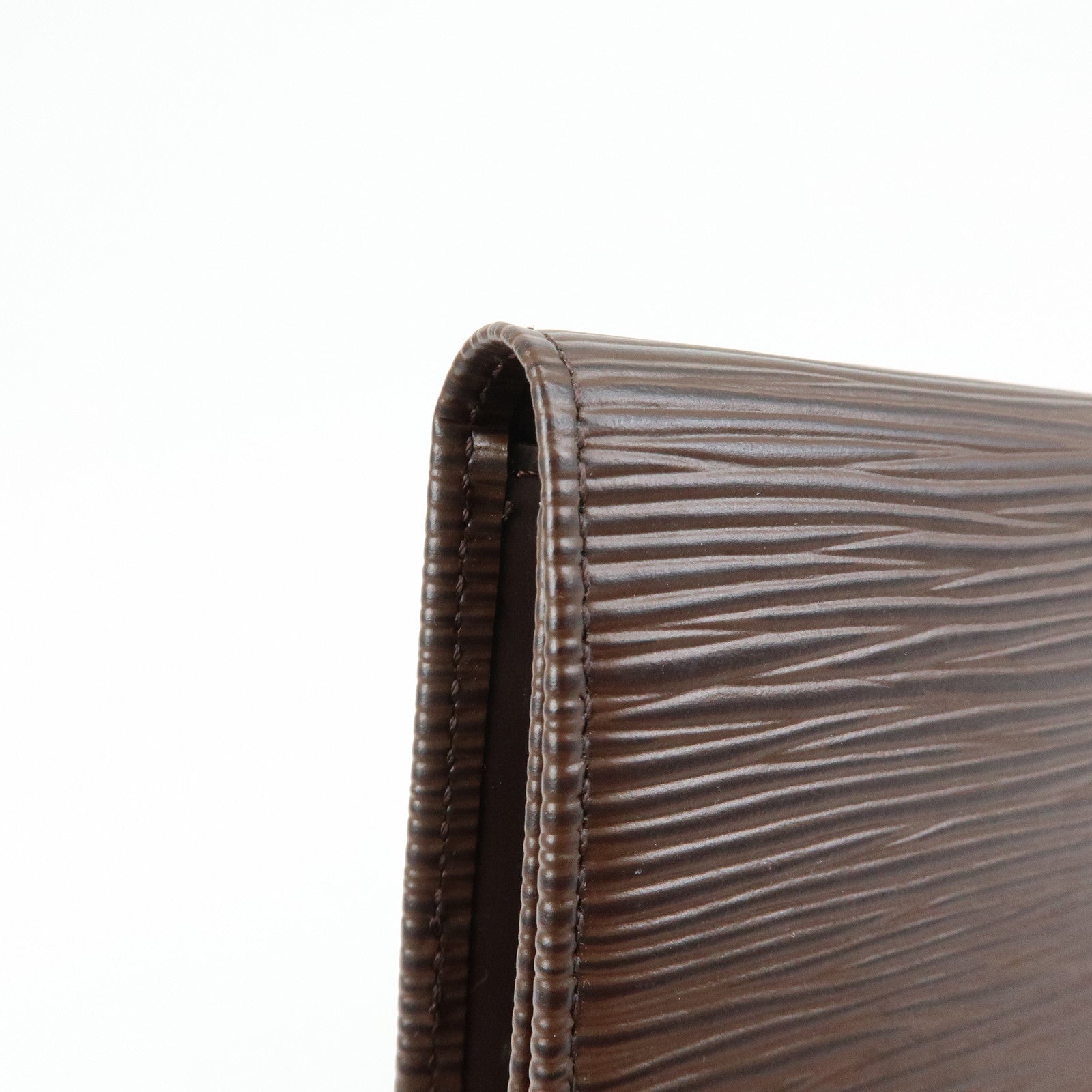 Louis Vuitton Epi Portefeuille International Long Wallet M6338D