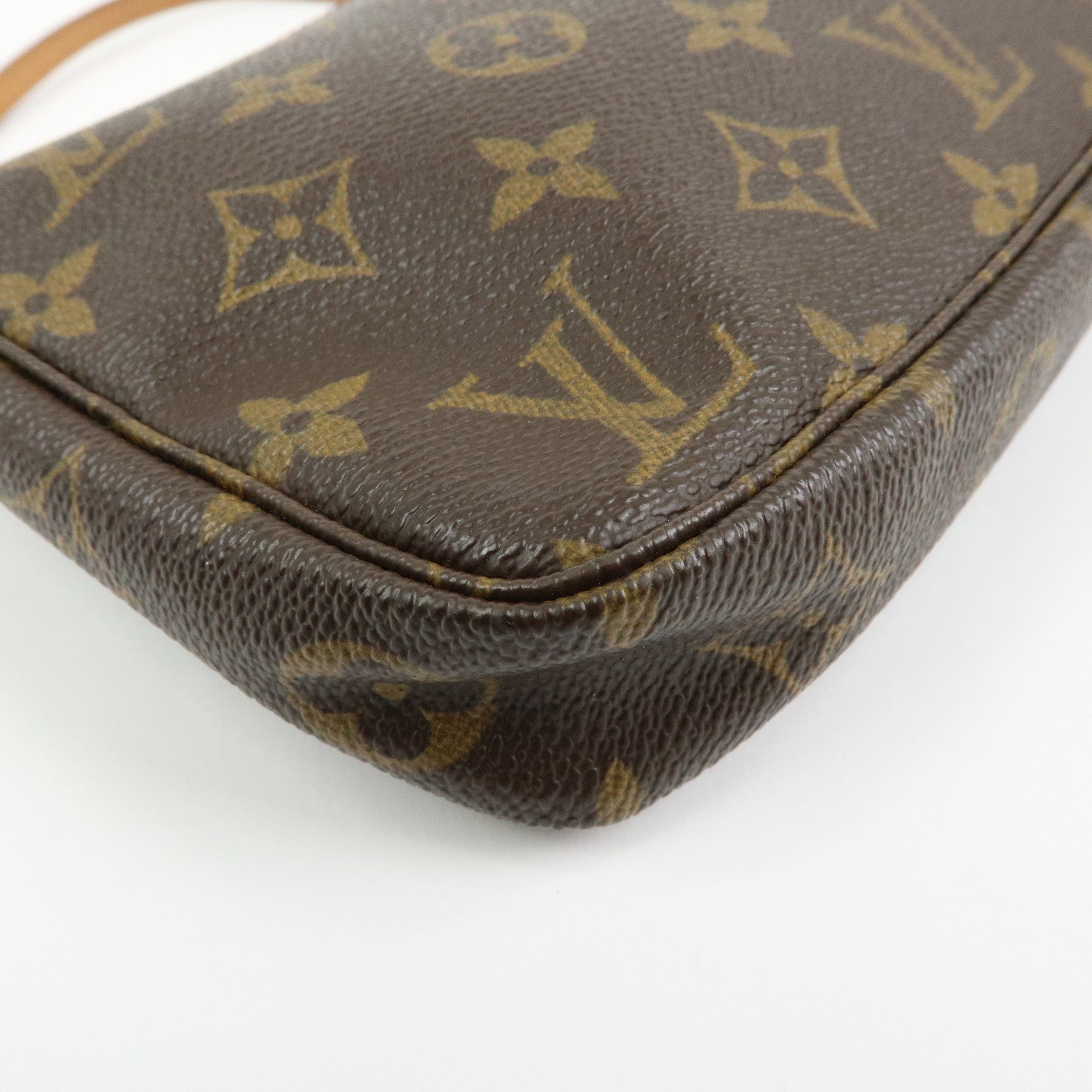 Louis Vuitton Monogram Pochette Accessoires Pouch Hand Bag M51980