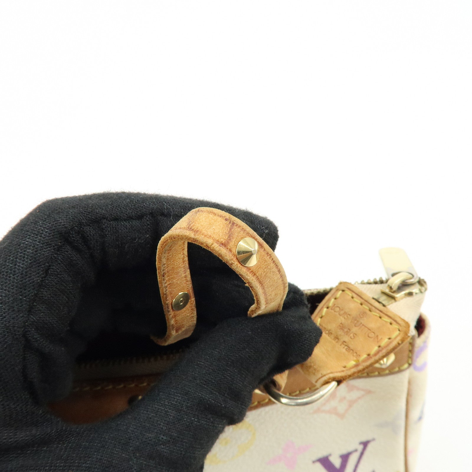 Louis Vuitton Monogram Multicolor Pochette Accessoires Blanc M92649