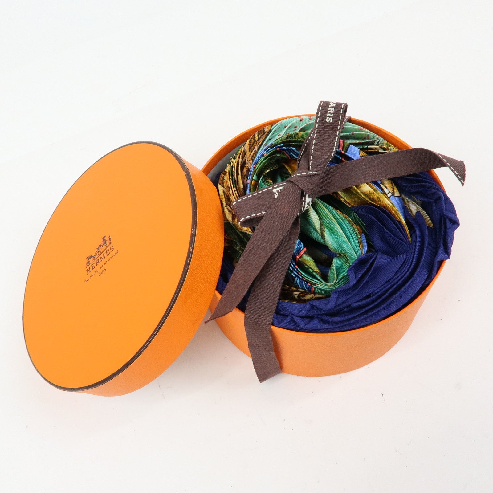 HERMES Pleated Carre 90 Silk 100% Scarf Jardin Creole Navy