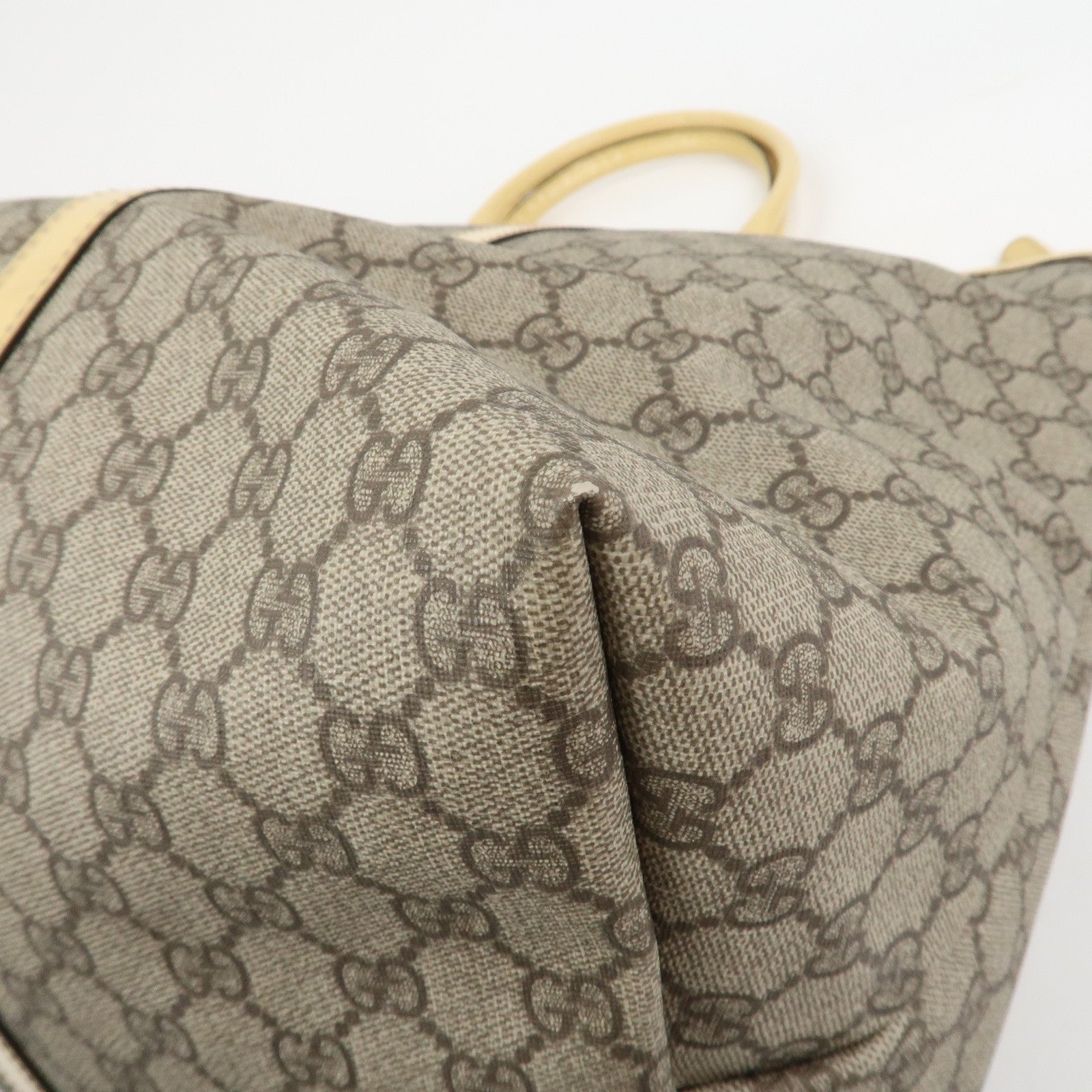 GUCCI GG Supreme Monogram Patent Leather Tote Bag Beige 201482