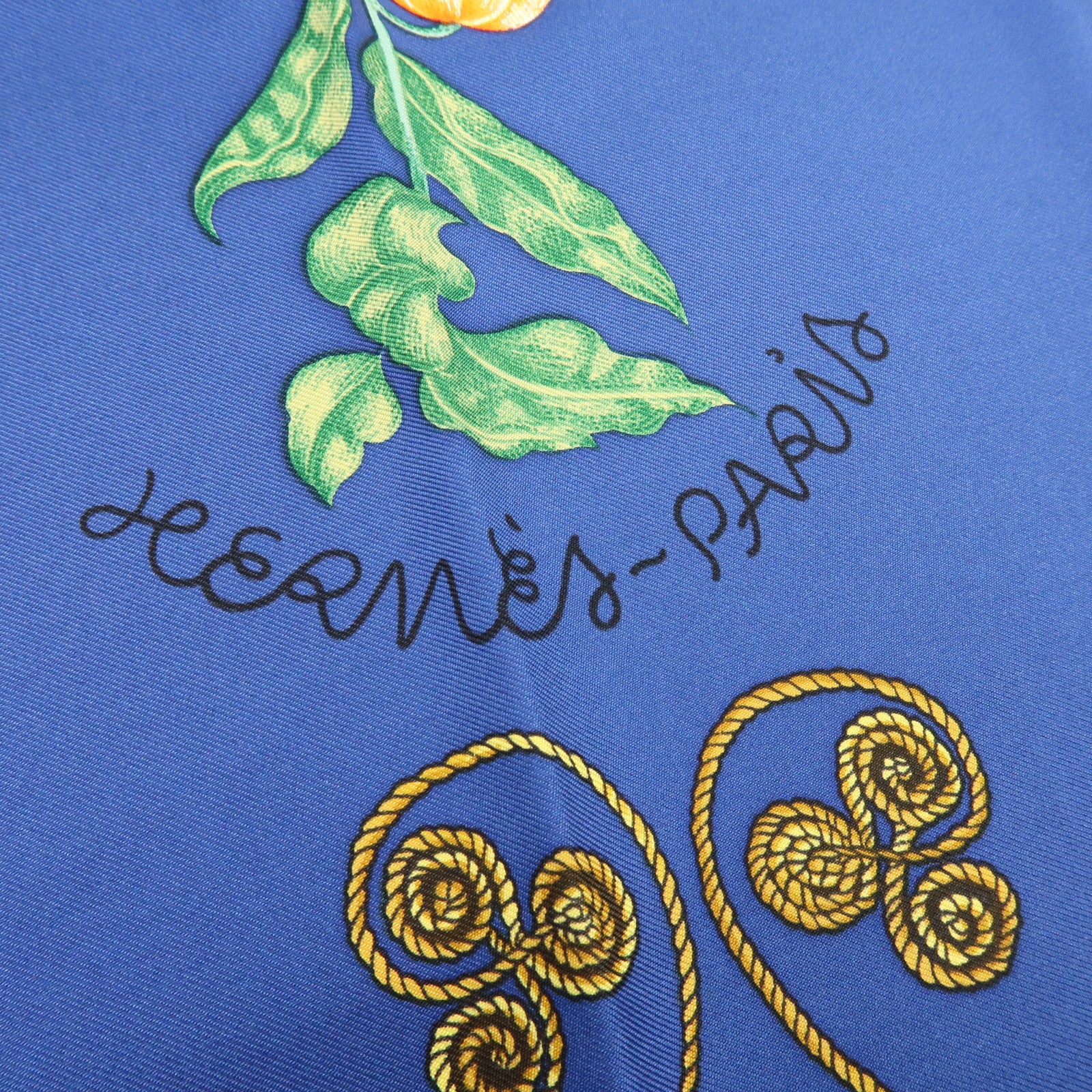 HERMES Carre 90 Silk 100% Scarf ARABESQUES Arabic Print Navy Red