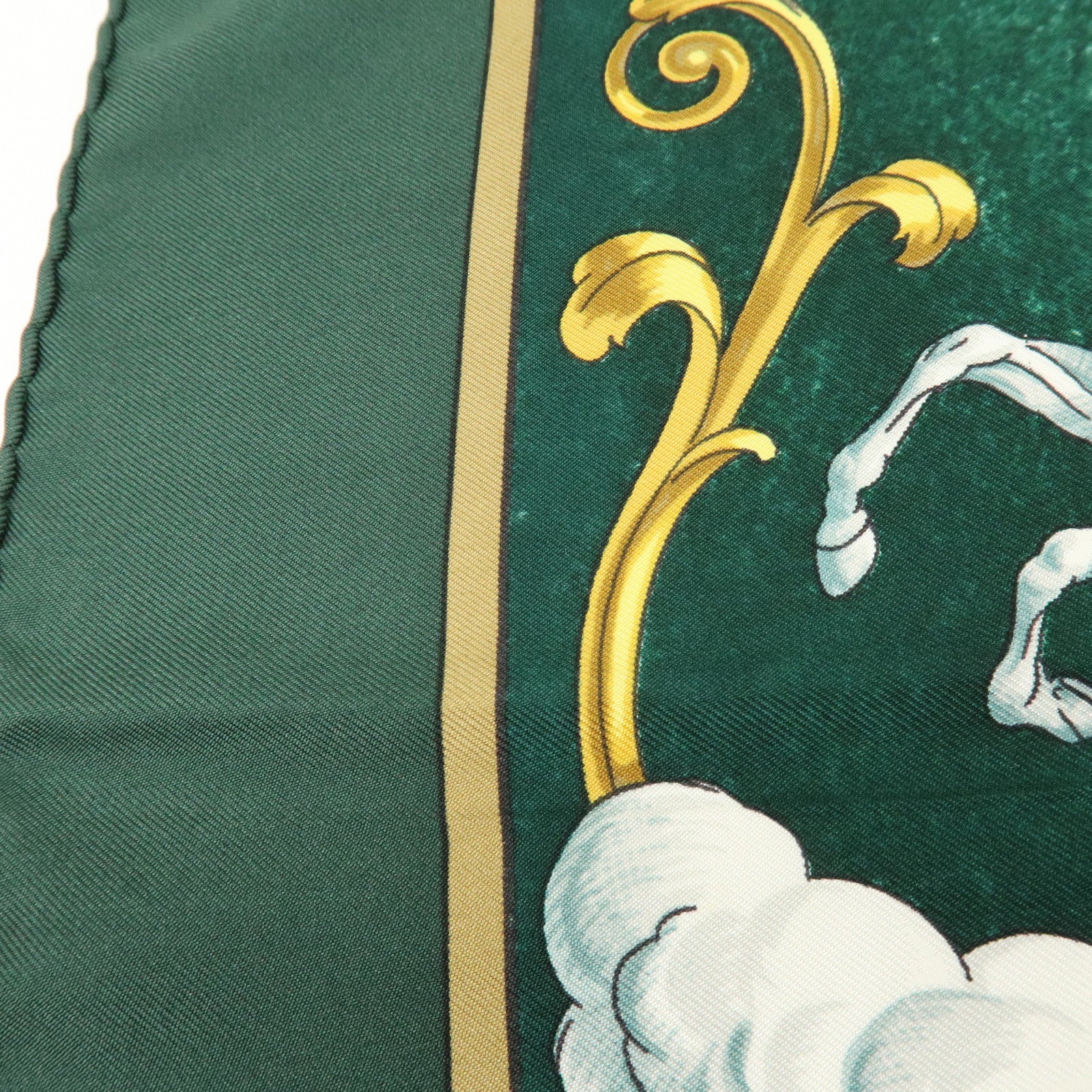 HERMES Carre 90 Silk 100% COSMOS Scarf Green