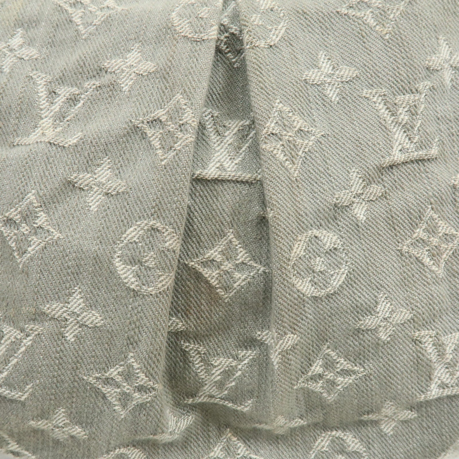 Louis Vuitton Slightly Denim Leather Shoulder Bag Gris M95384