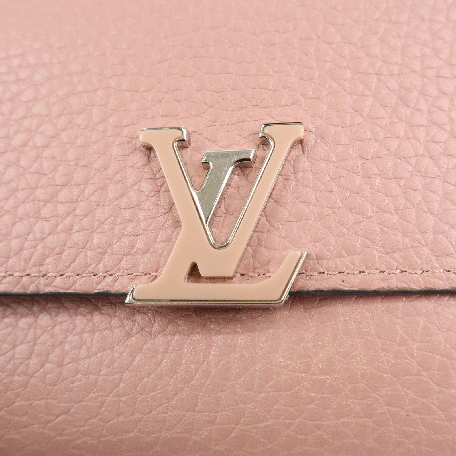 Louis Vuitton Portefeuille Capucines Leather Wallet Magnolia M80493 Used