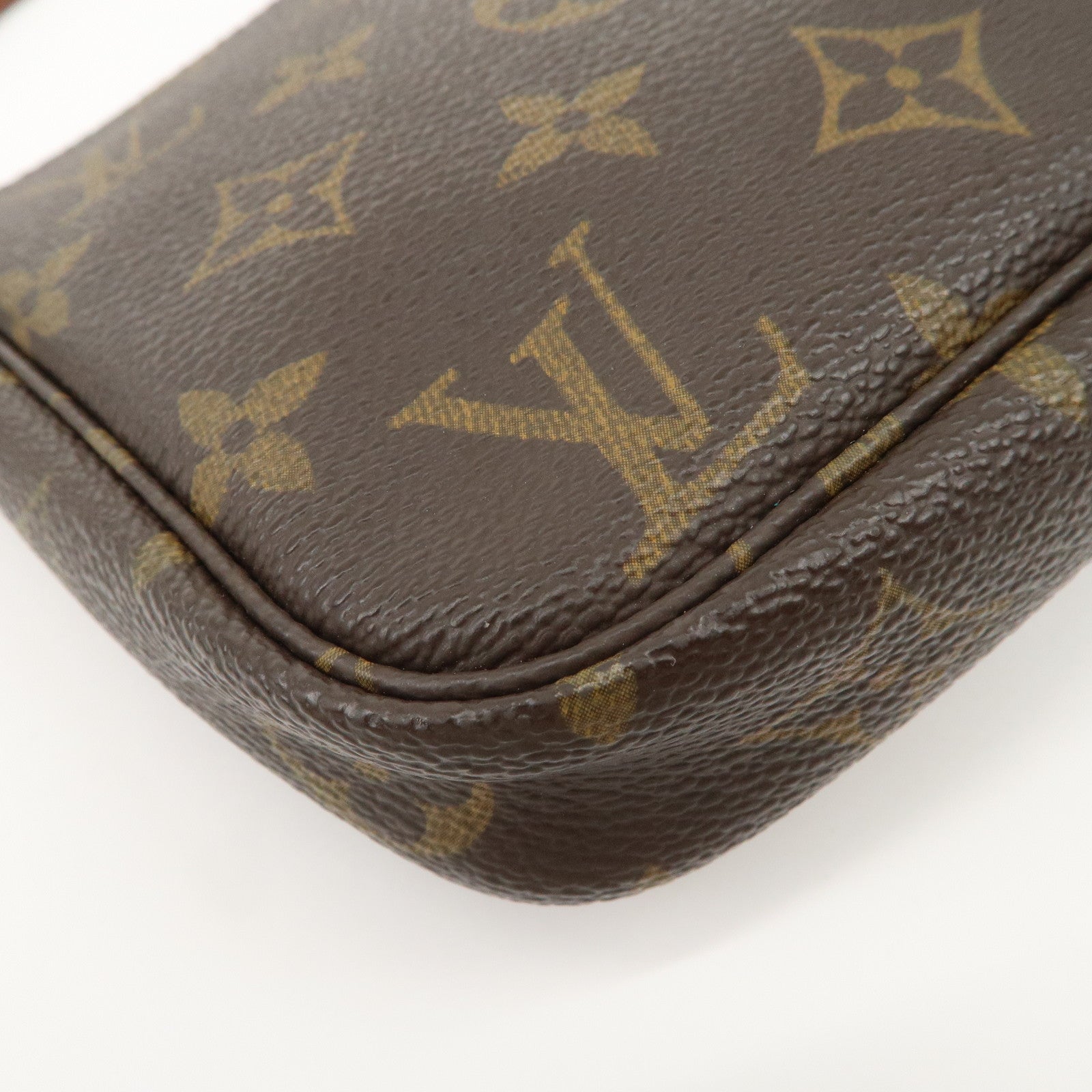 Louis Vuitton Monogram Pochette Accessoires Hand Bag Brown M51980 Used