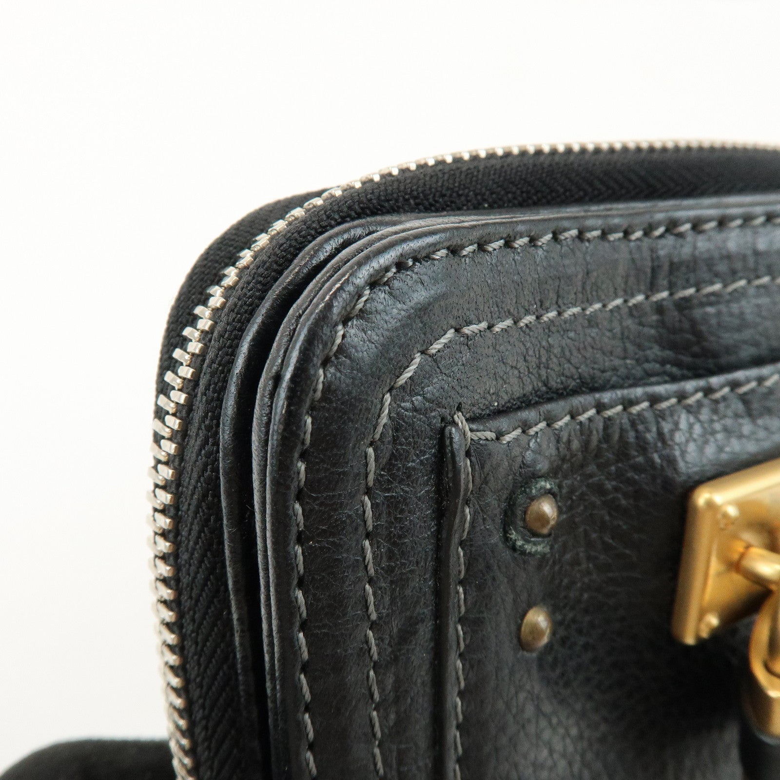 Chloe Logo Leather Round Zippy Compact Wallet Black