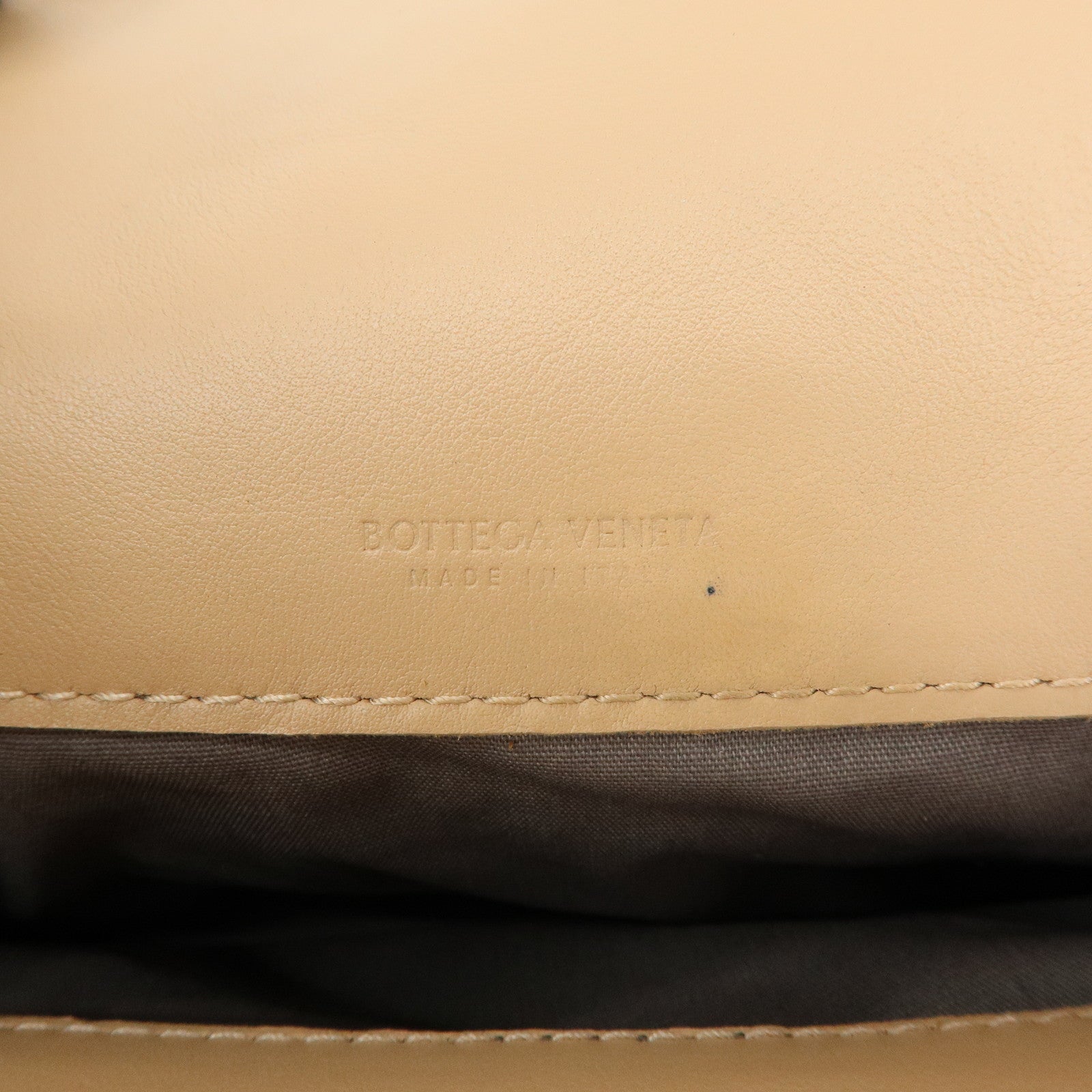 BOTTEGA VENETA Intrecciato Nappa Leather Clutch Bag Beige