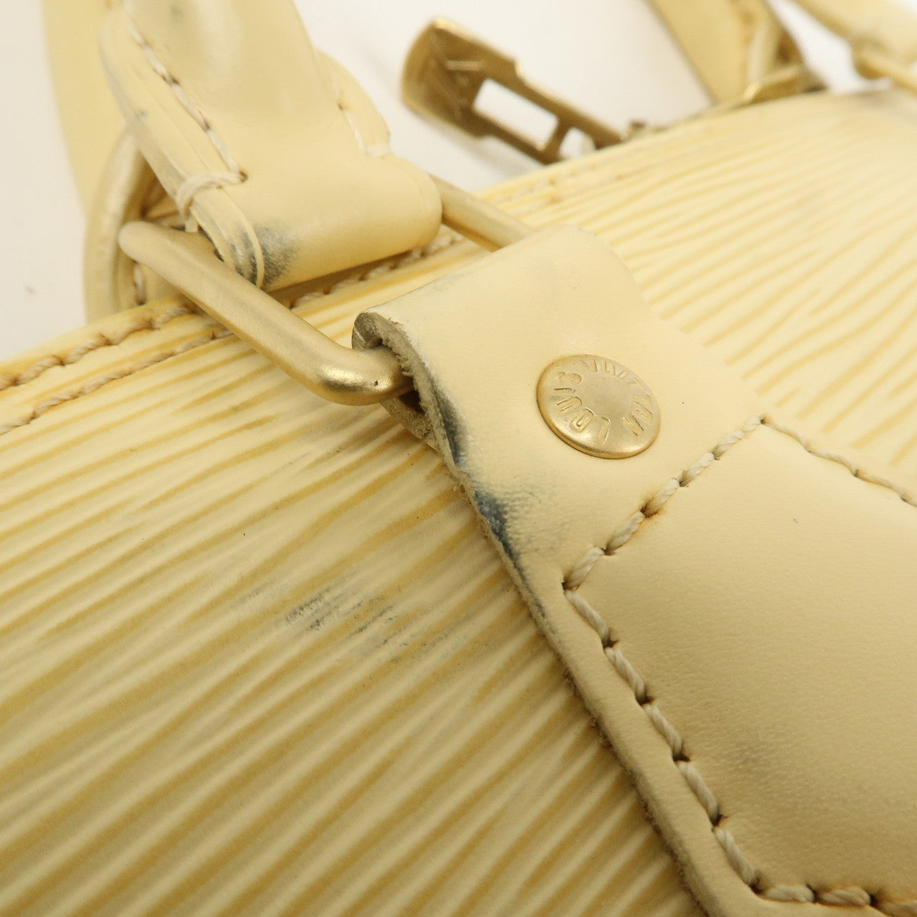 Louis Vuitton Epi Leather Alma Hand Bag Vanilla M5214A Used
