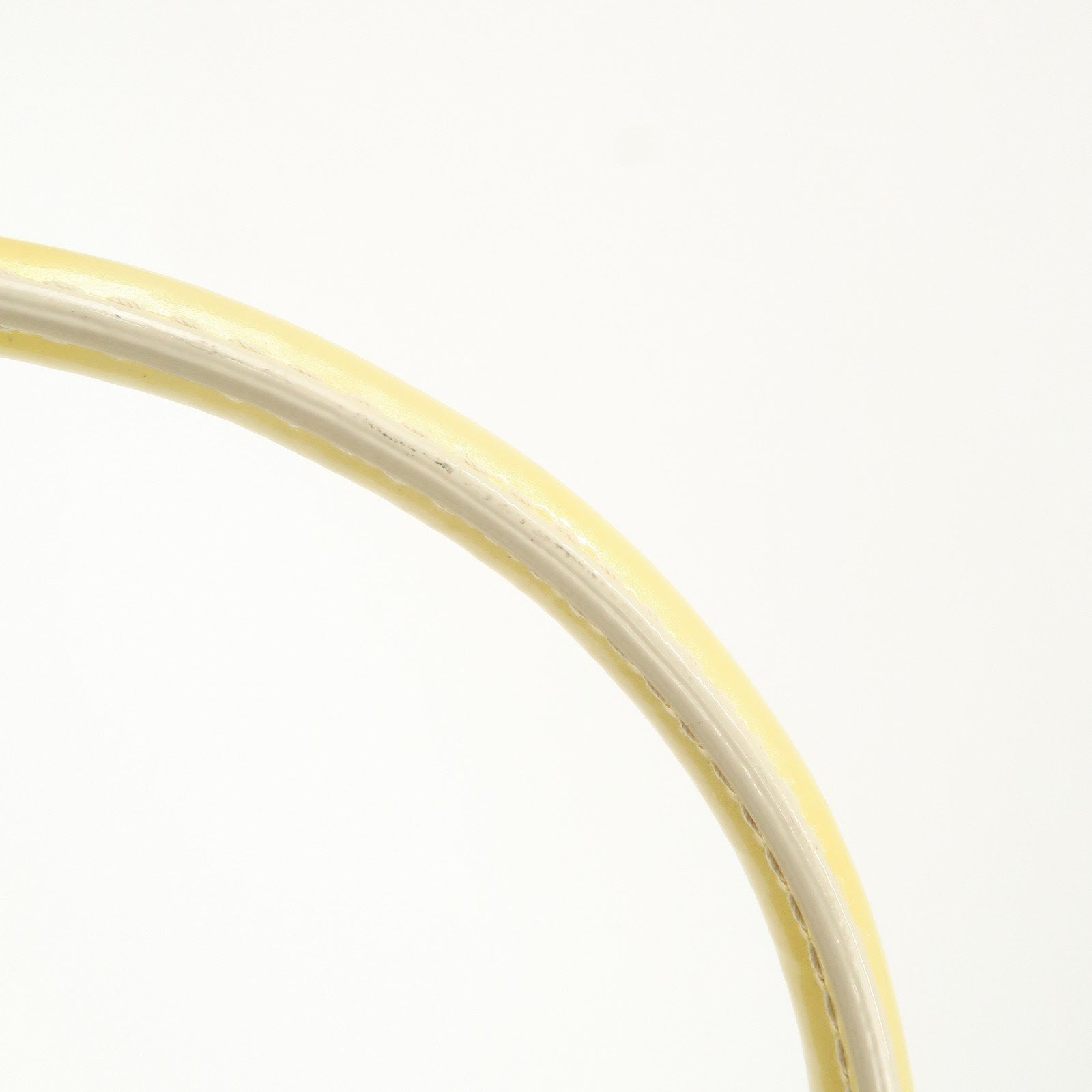 Louis Vuitton Monogram Vernis Leather Sherwood GM Blanc M91487 Used