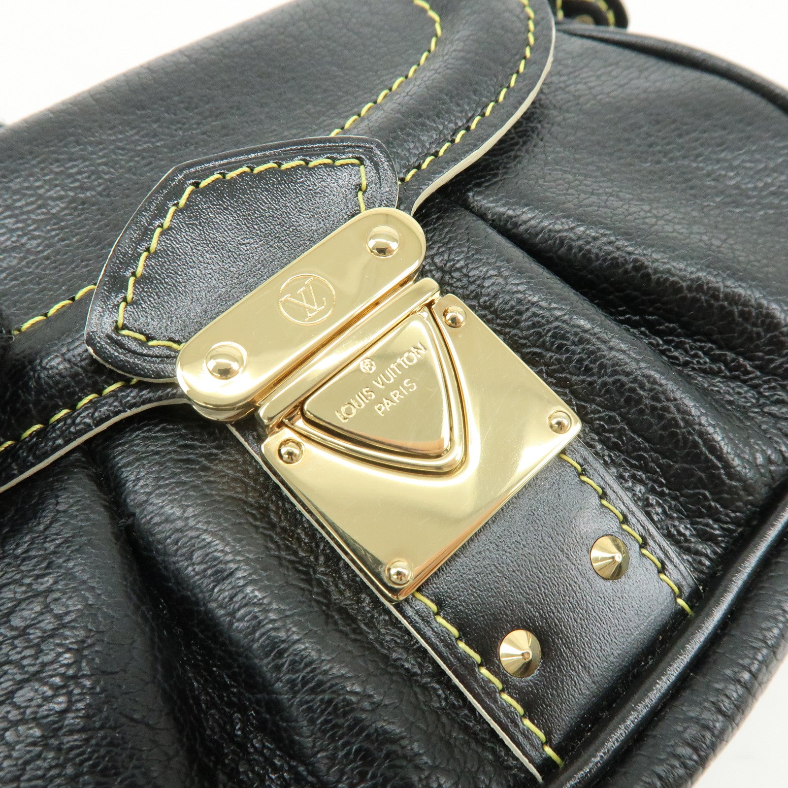 Louis Vuitton Suhari Mignon Leather Pouch Noir Black M91780