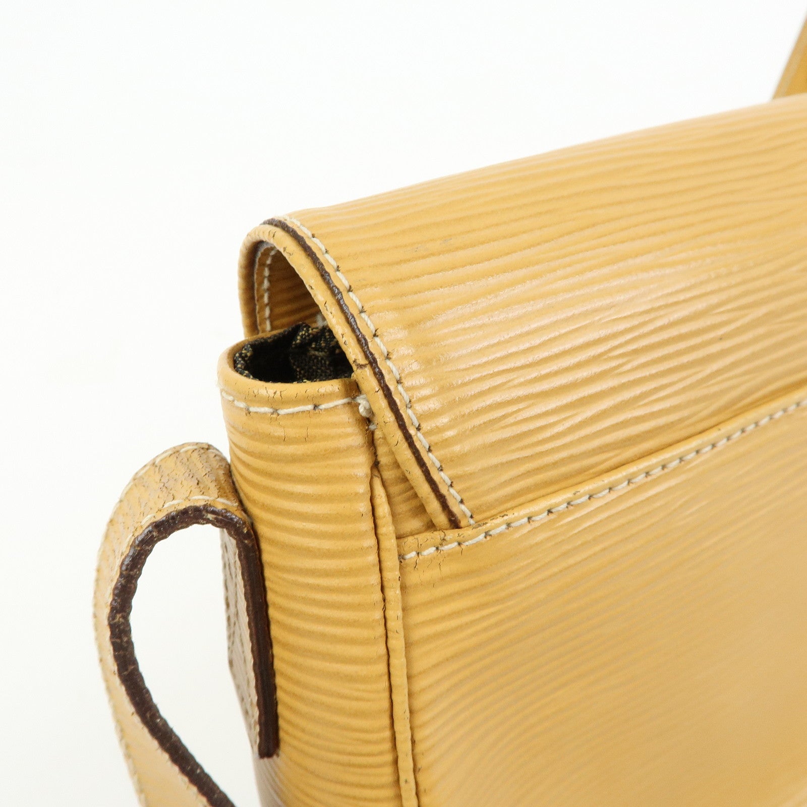 FENDI Logo Leather Shoulder Bag Crossbody Bag Yellow