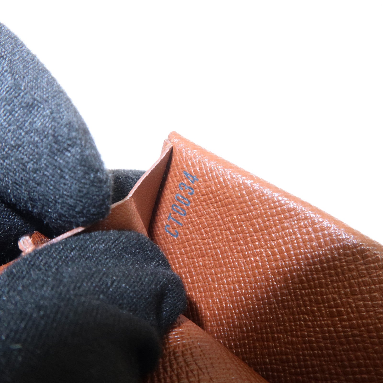 Louis Vuitton Monogram Porte Monnaie Gousset Coin Case M61970 Used