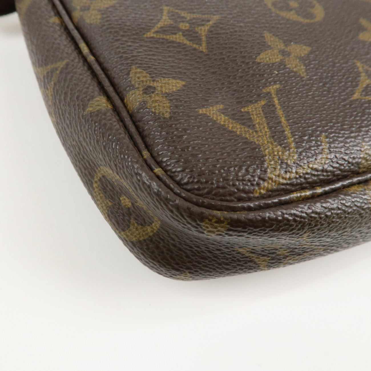 Louis Vuitton Monogram Pochette Accessoires Hand Bag Brown M51980 Used